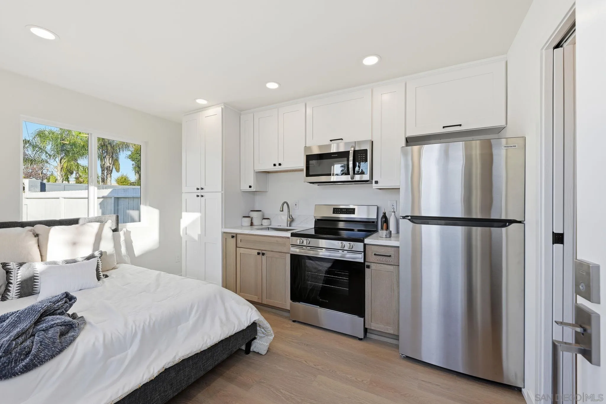 https://cdn.realtyfeed.com/cdn/127/260007222/f70520724d30dcf5aeae8237165a800e.webp