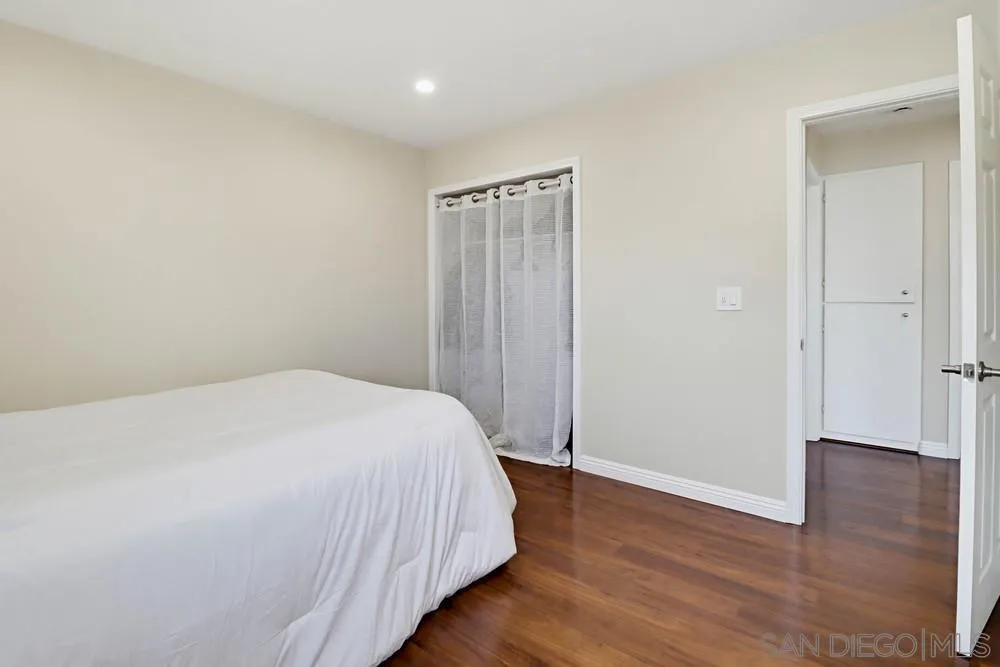 https://cdn.realtyfeed.com/cdn/127/260007228/3bd66cc02531610038797217ac68ccc4.webp