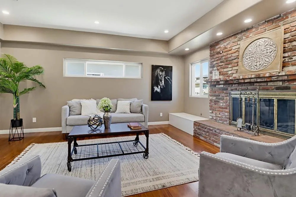 https://cdn.realtyfeed.com/cdn/127/260007228/3d84801299fb43064a32dc661f4028df.webp