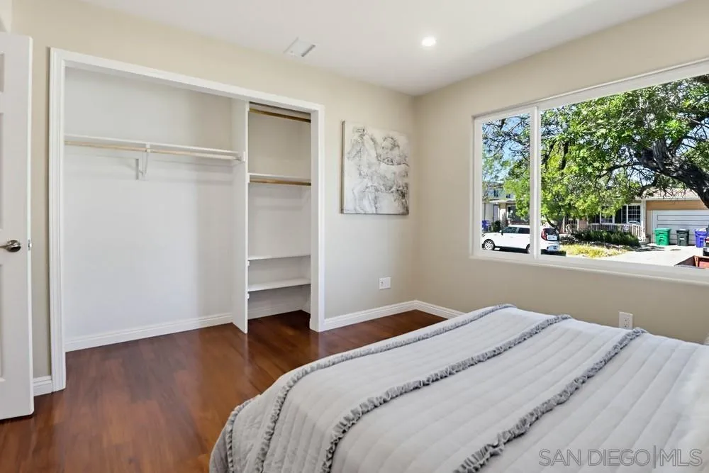 https://cdn.realtyfeed.com/cdn/127/260007228/449dc08739da4e53d32233880a3d61db.webp