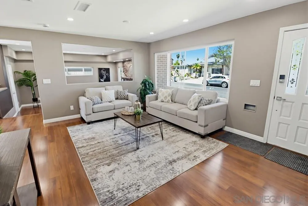 https://cdn.realtyfeed.com/cdn/127/260007228/77c8fdd8b30a37d333453dc173c6d896.webp