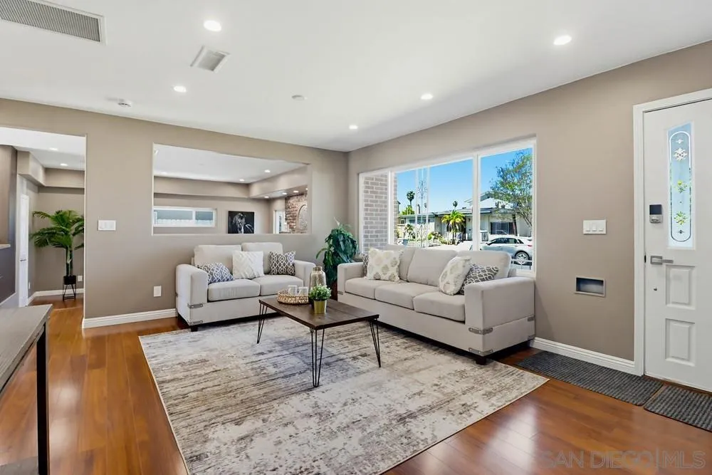 https://cdn.realtyfeed.com/cdn/127/260007228/80aa25d0086d0edb3ca0e67b27e32630.webp