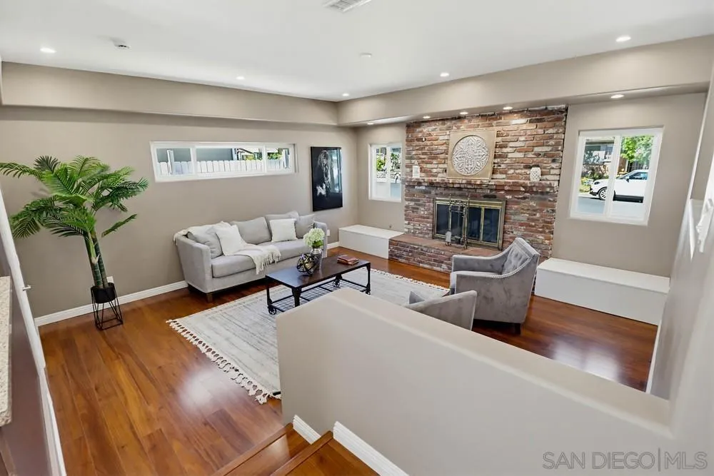 https://cdn.realtyfeed.com/cdn/127/260007228/b6d2f3517a44cab5bfacea341c4ec877.webp