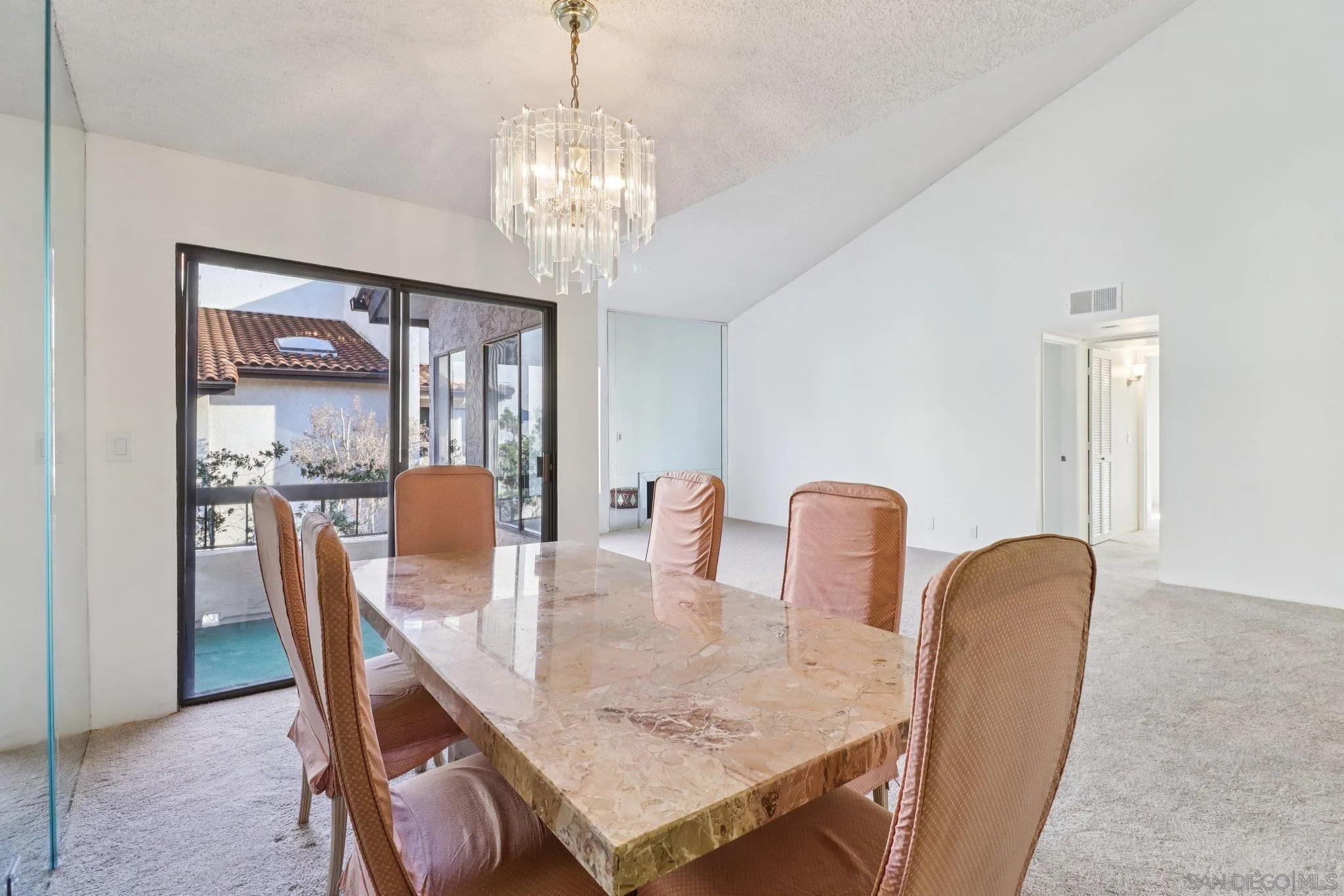 Photo #11: 260007231 Listing: Photo #11