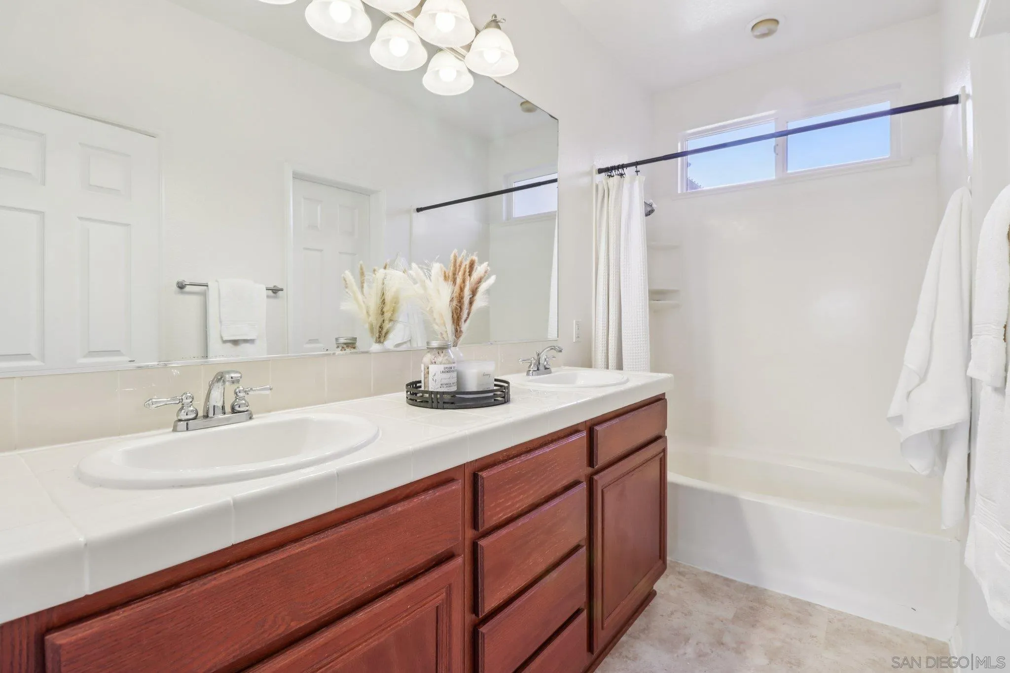 Photo #33: 260007234 Listing: Photo #33