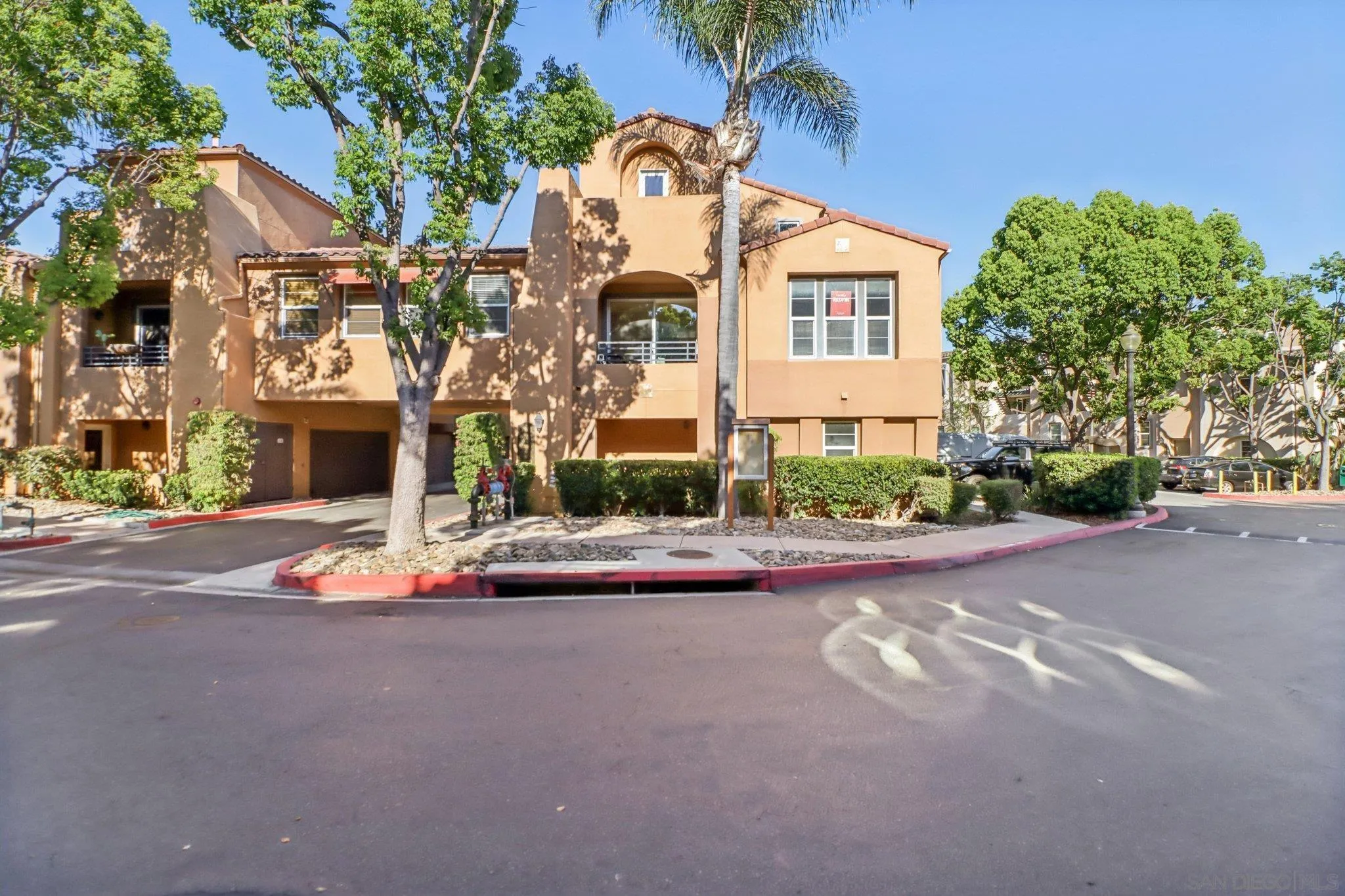 Photo #1: 260007234 Listing: Photo #1