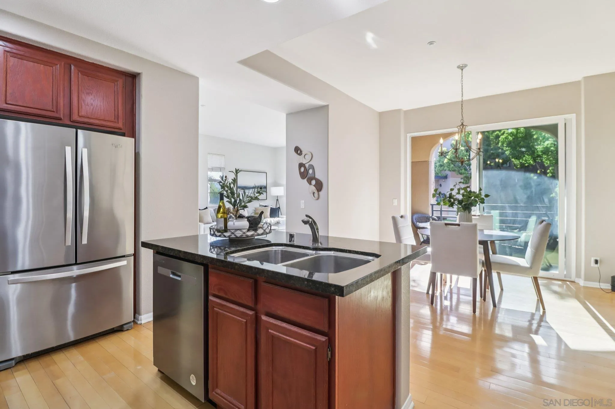 Photo #3: 260007234 Listing: Photo #3