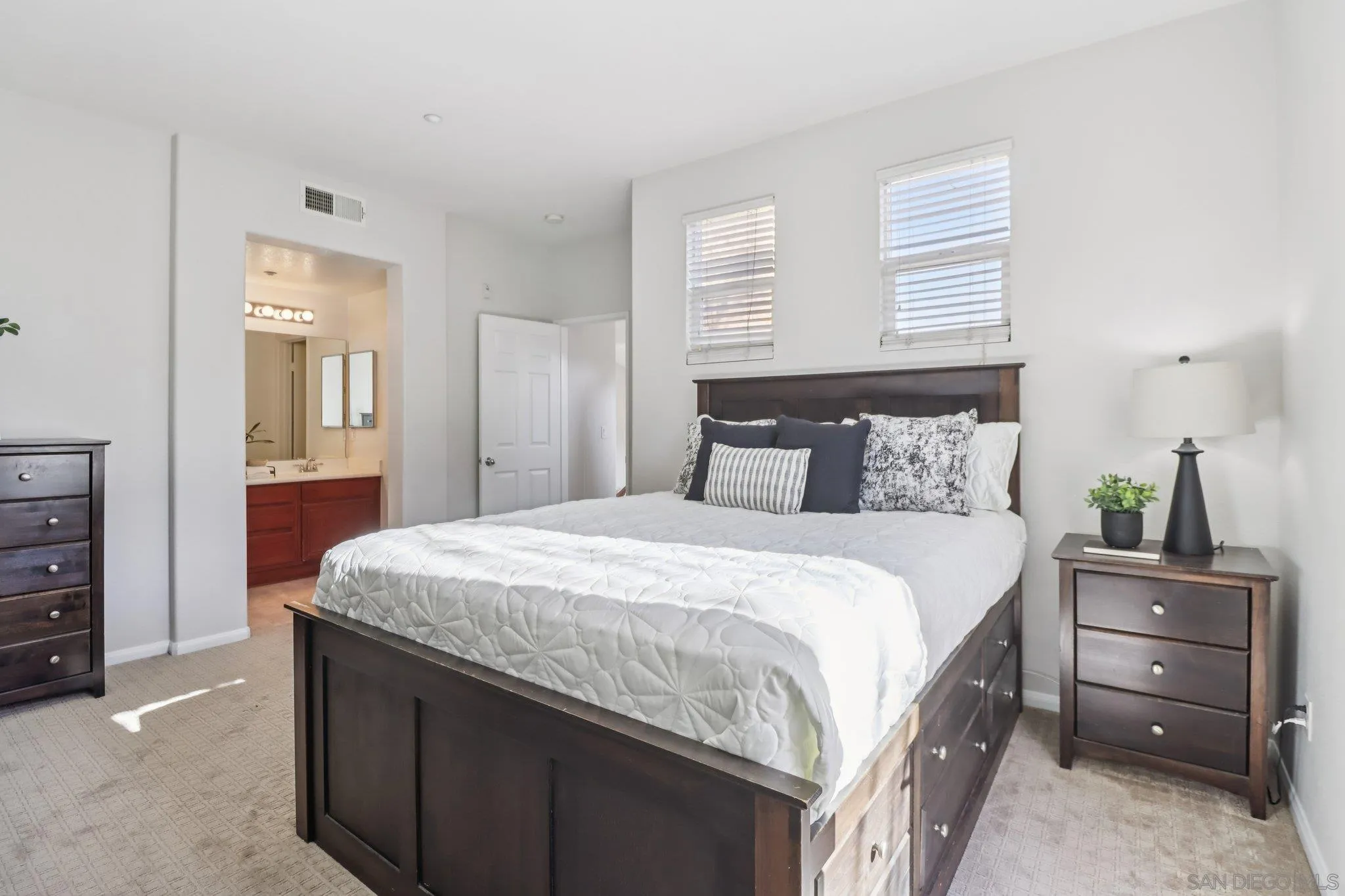 Photo #16: 260007234 Listing: Photo #16