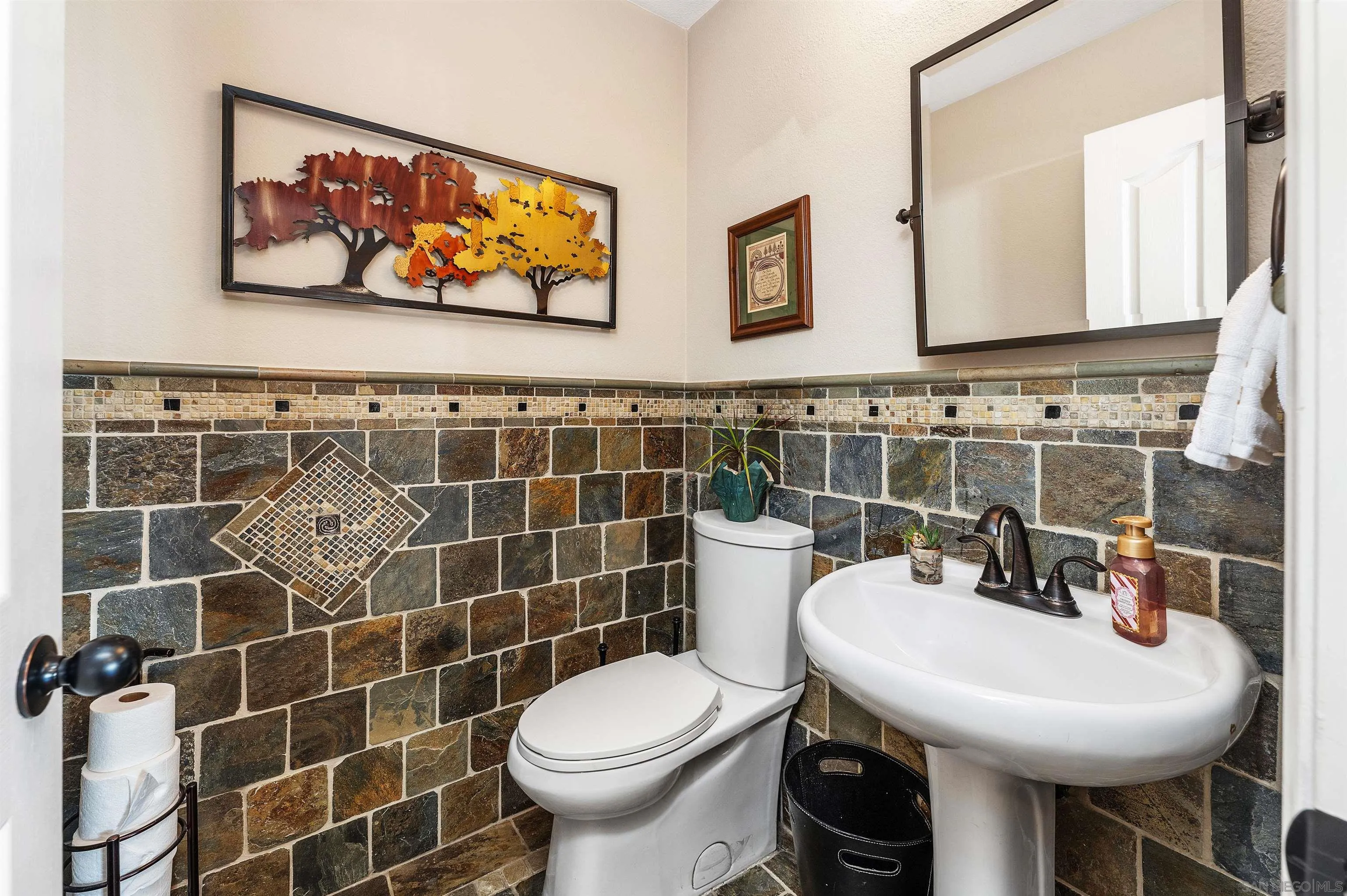 Photo #16: 260007238 Listing: Photo #16