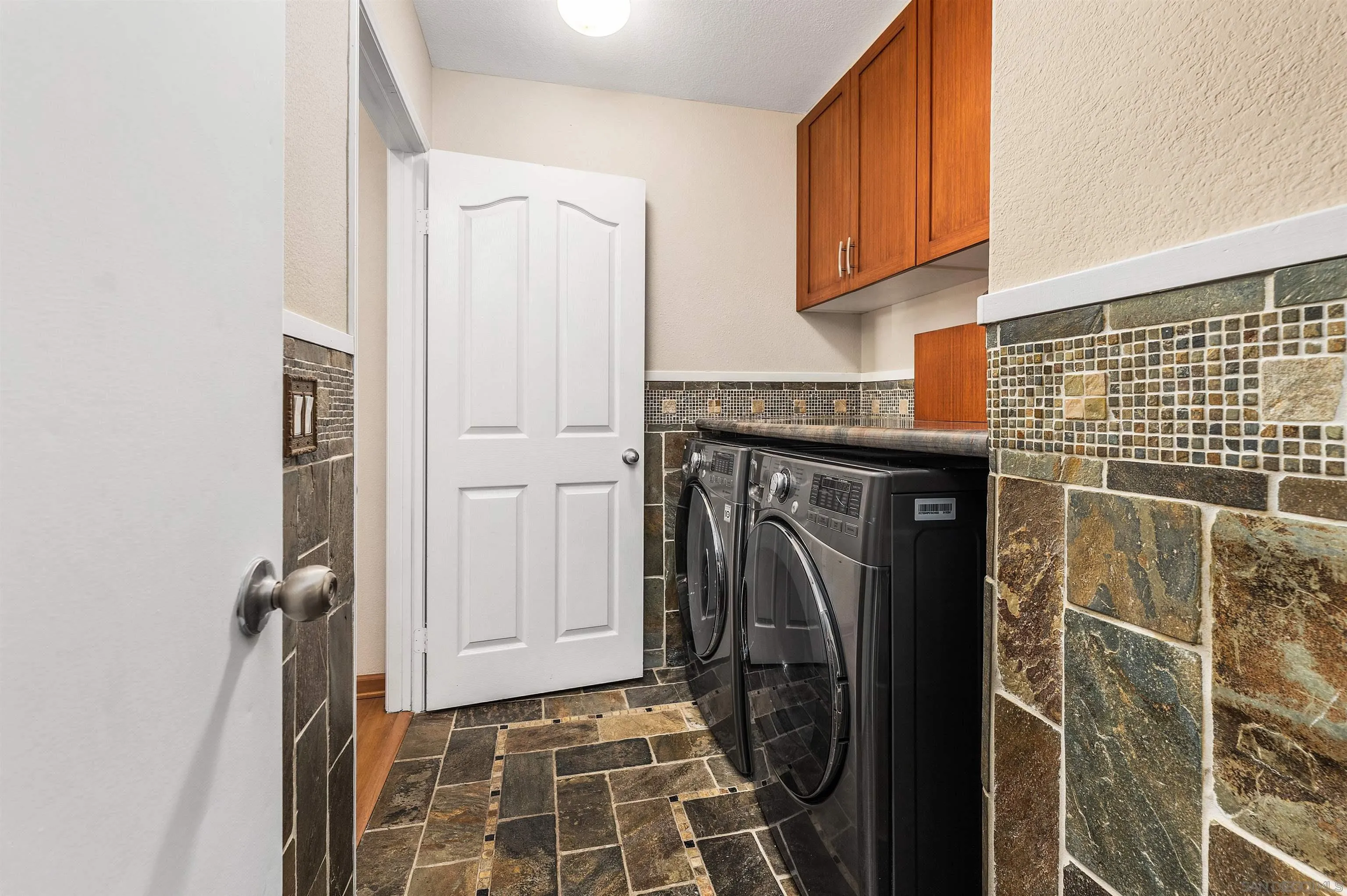 Photo #17: 260007238 Listing: Photo #17