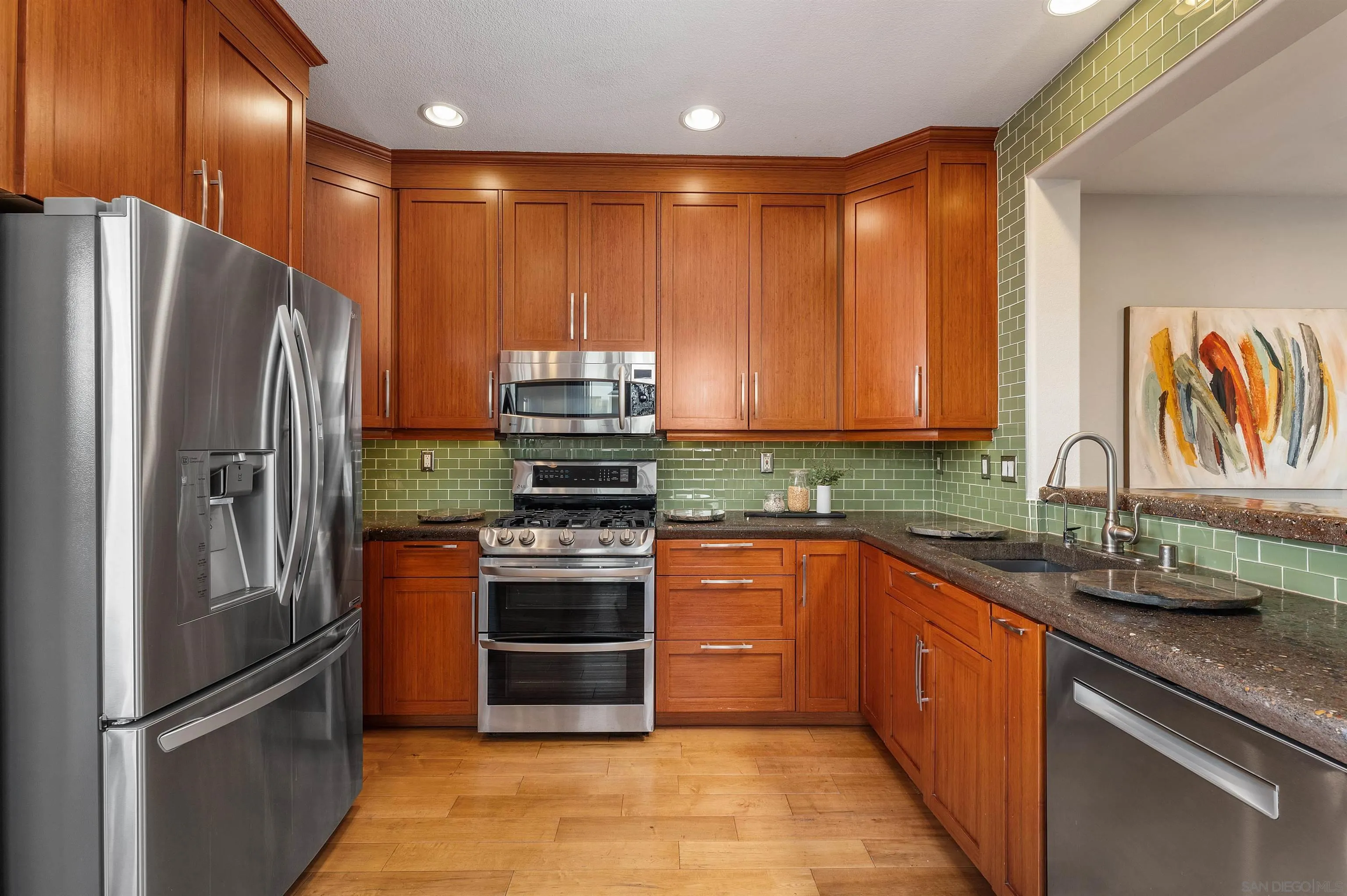 Photo #11: 260007238 Listing: Photo #11