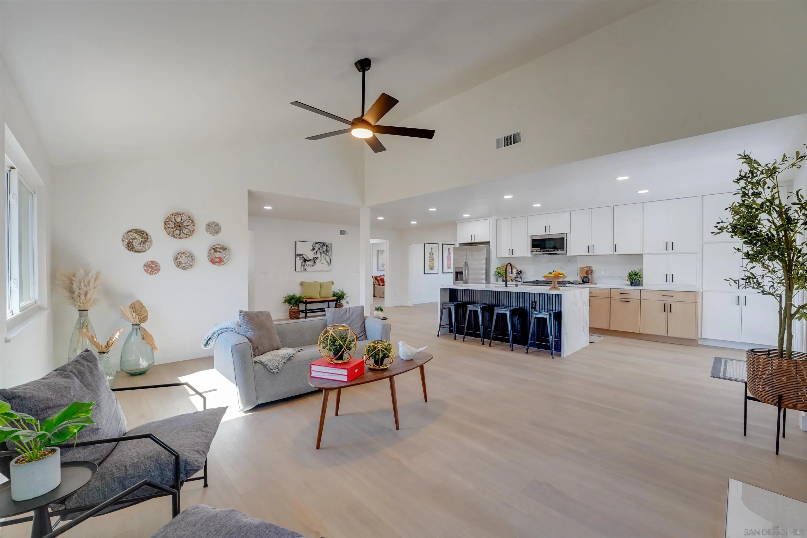 https://cdn.realtyfeed.com/cdn/127/260007241/0a7411fc6c9ea9558e757b235eaeb763.webp