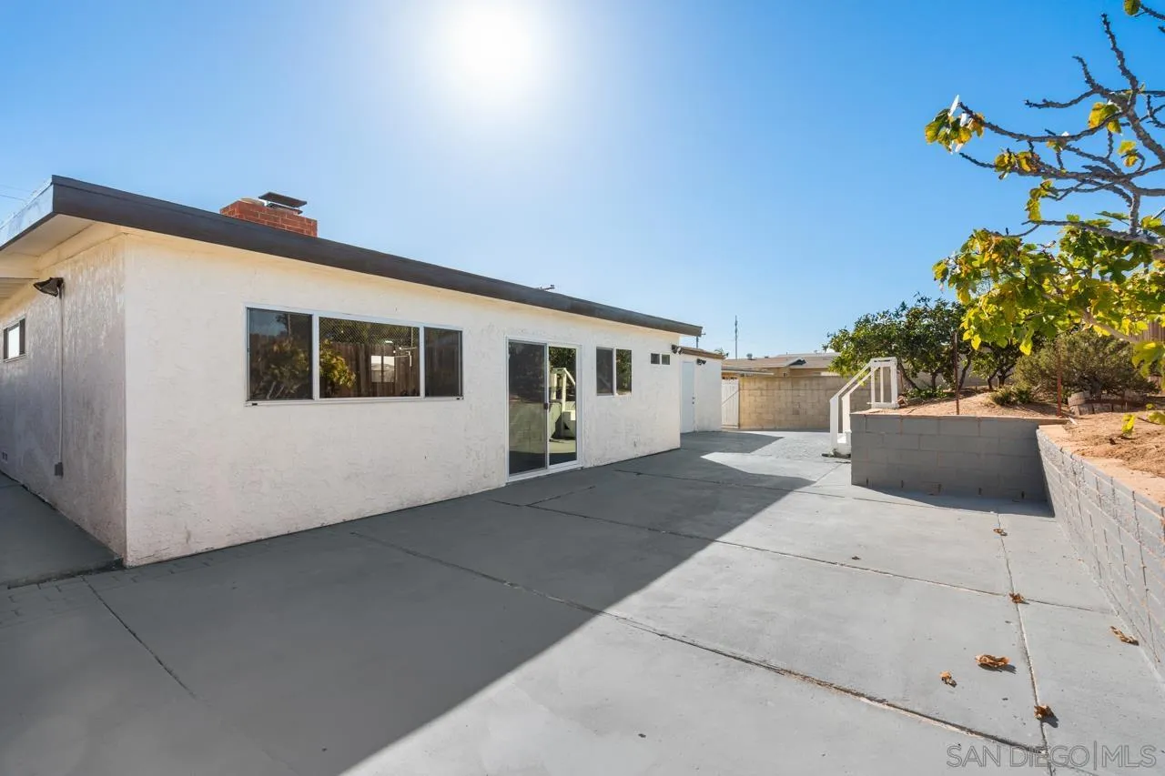 https://cdn.realtyfeed.com/cdn/127/260007243/40568f69538de97d1da74b0da11b51c0.webp