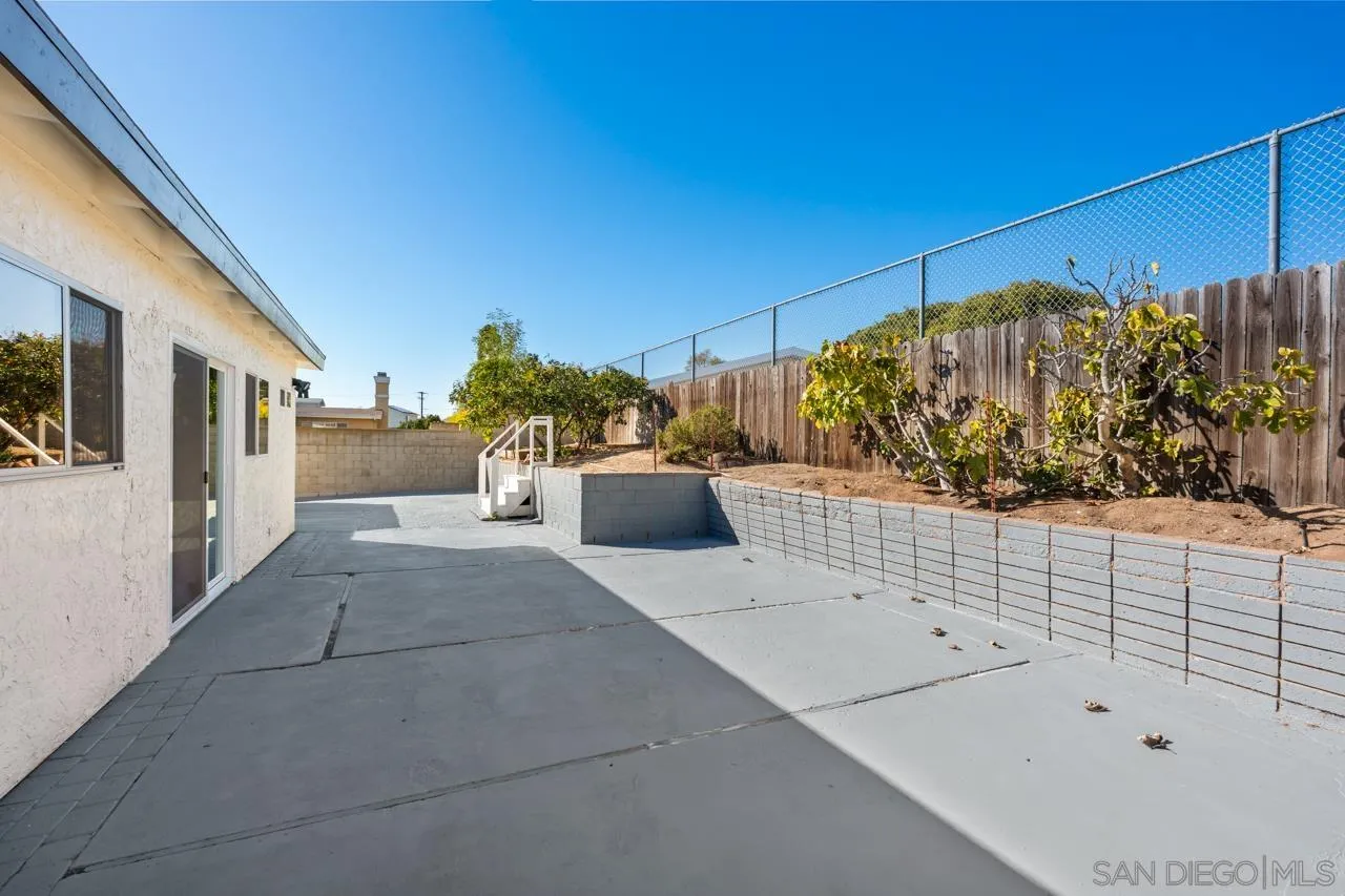 https://cdn.realtyfeed.com/cdn/127/260007243/7ad65bae92466b7a5841babc82fe82ed.webp