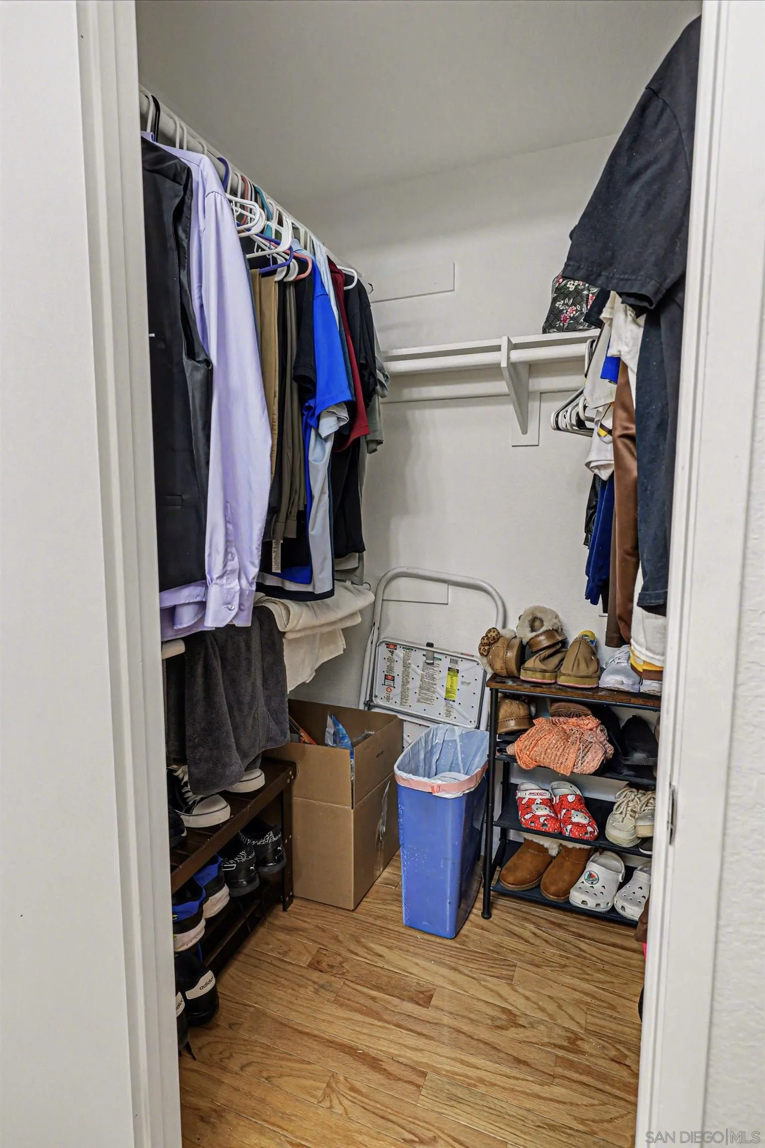 https://cdn.realtyfeed.com/cdn/127/260007246/a0a99707cea6dfeae901861a57f9842b.webp