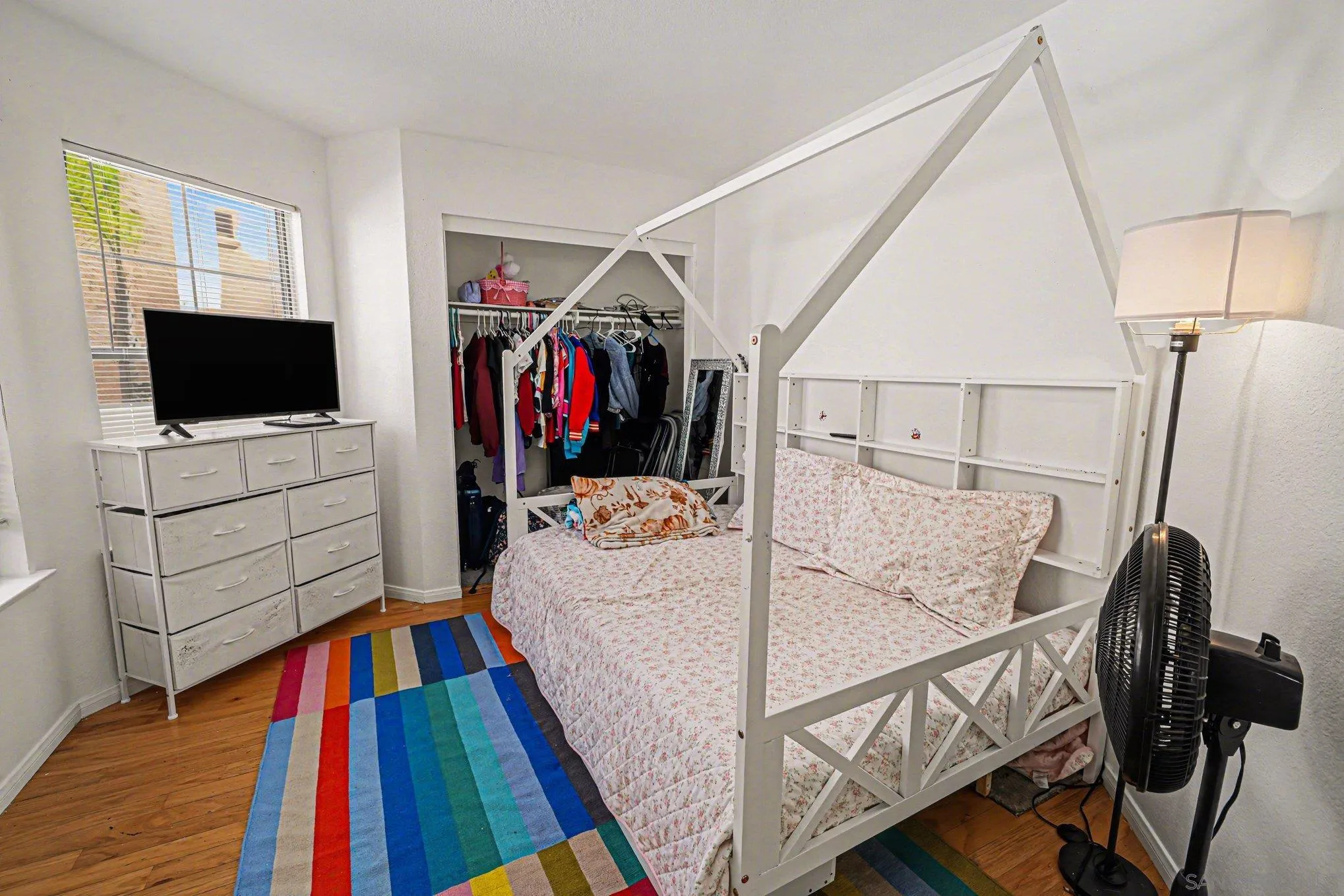 https://cdn.realtyfeed.com/cdn/127/260007246/e5070b2acc25bf99cf071c14a98ea6c0.webp