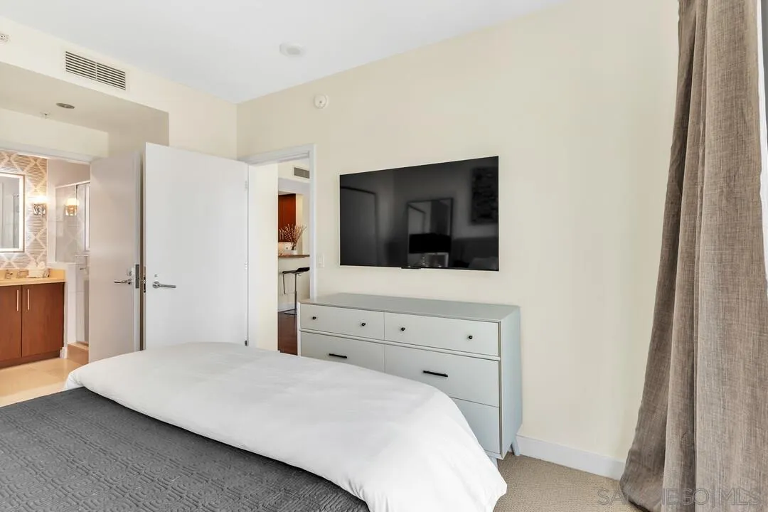 Photo #10: 260007254 Listing: Photo #10