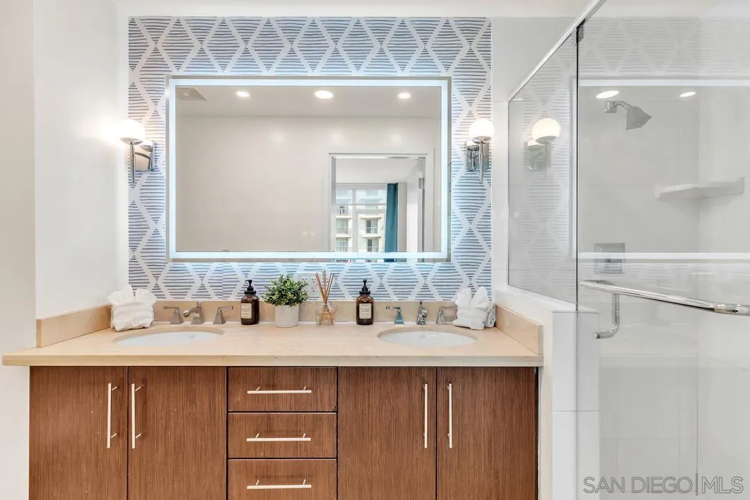 Photo #11: 260007254 Listing: Photo #11