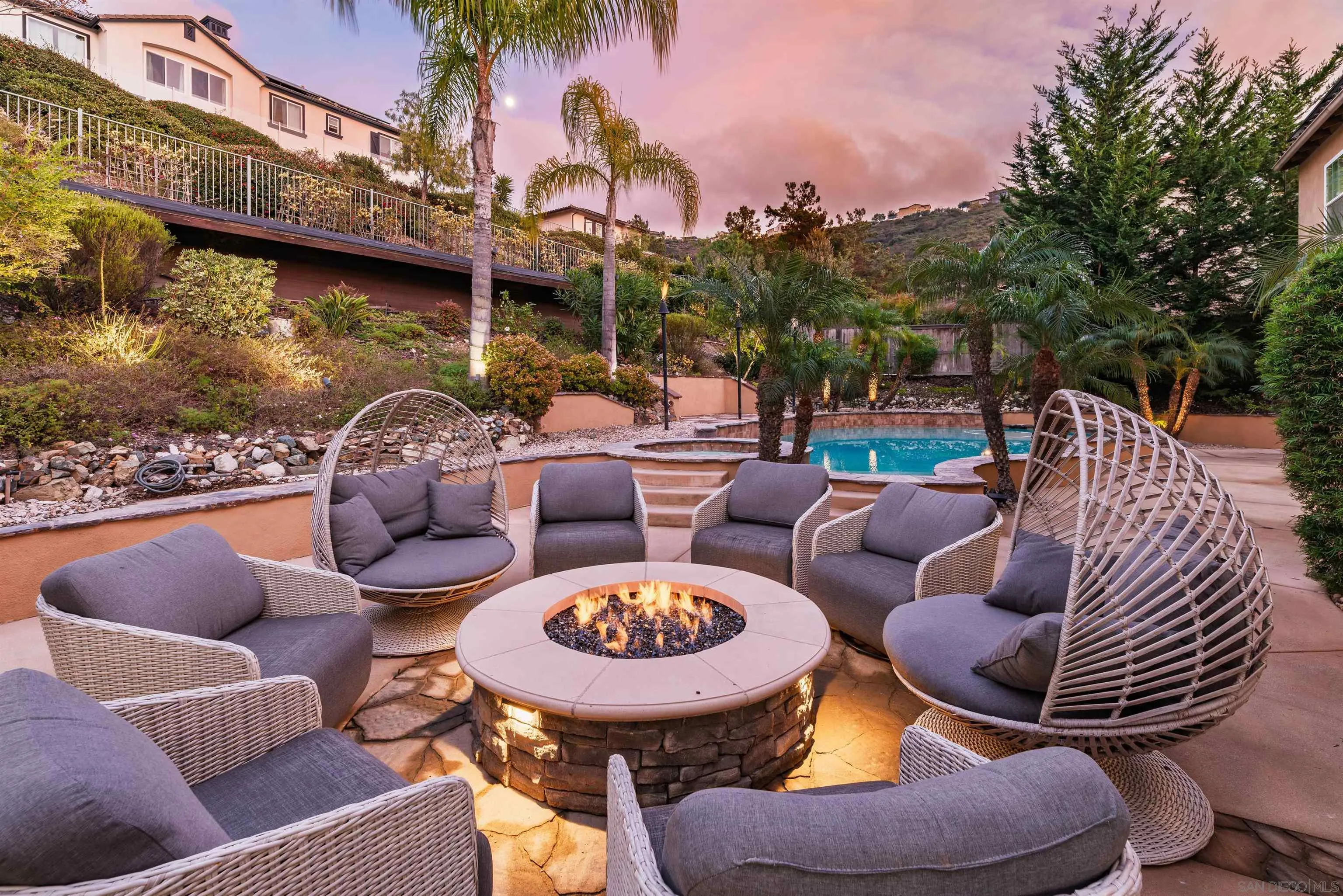 https://cdn.realtyfeed.com/cdn/127/260007259/77f65f376eee7f52baab1e29749170e0.webp