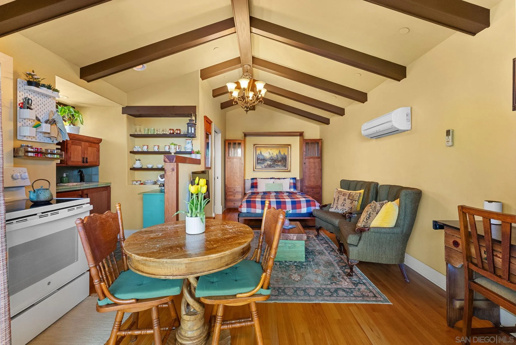 https://cdn.realtyfeed.com/cdn/127/260007262/87bd2f1e685267dedd821652a176449e.webp