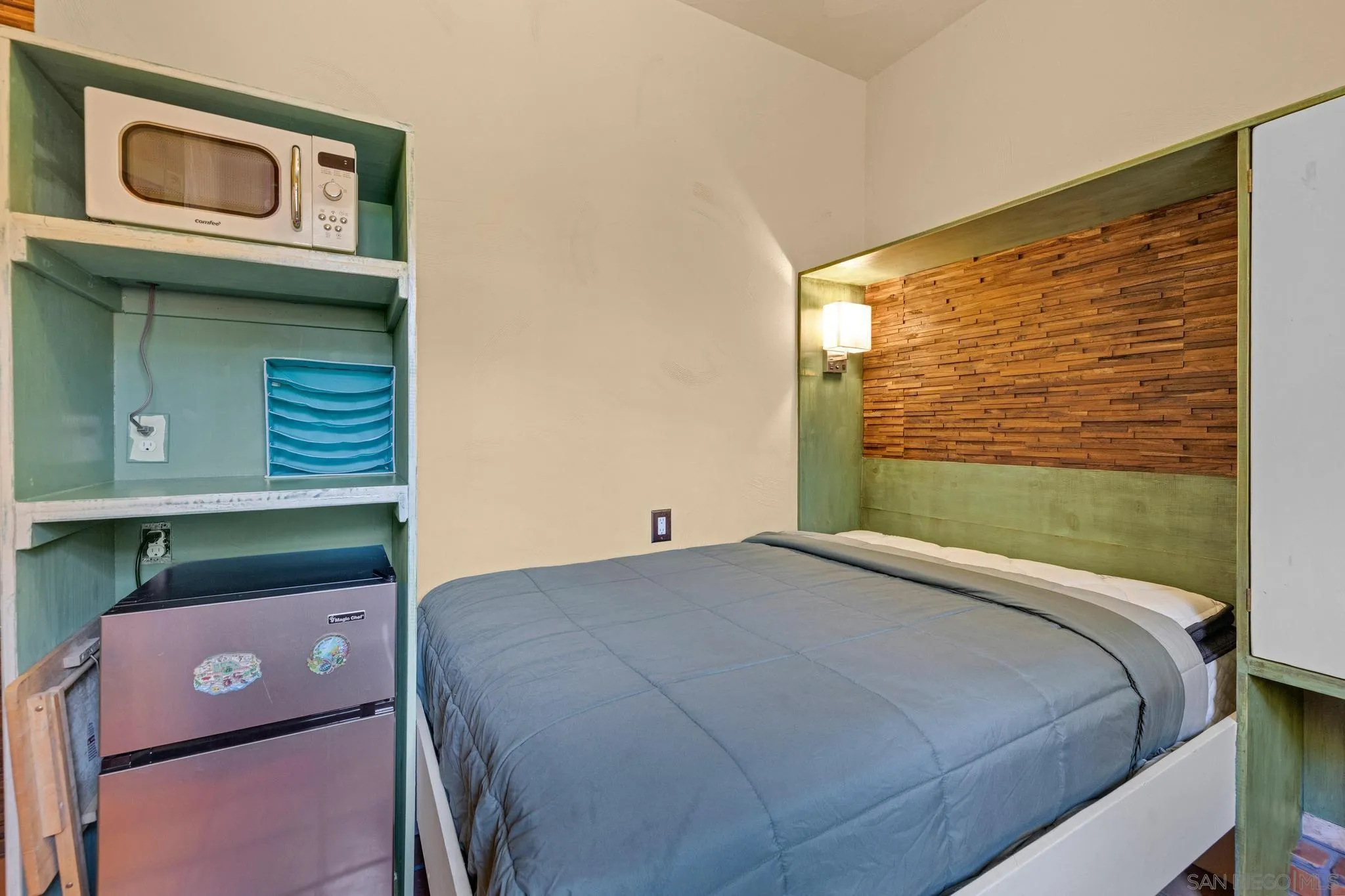https://cdn.realtyfeed.com/cdn/127/260007262/93c9d241102e57c9655deb67872533c4.webp