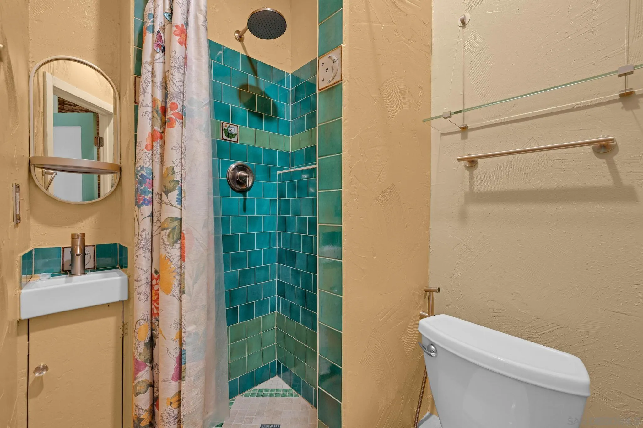 https://cdn.realtyfeed.com/cdn/127/260007262/eaba21fea95d1b0c03c92d7c13e95b48.webp