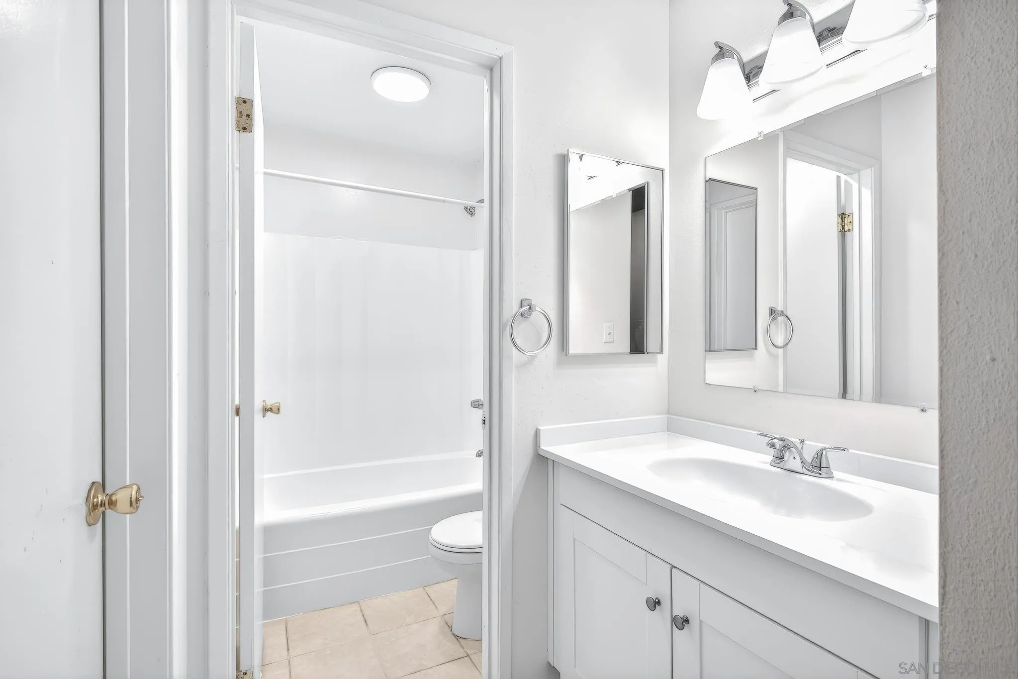 https://cdn.realtyfeed.com/cdn/127/260007264/3d6cd885102499a3cd66b2d3cca2b47a.webp