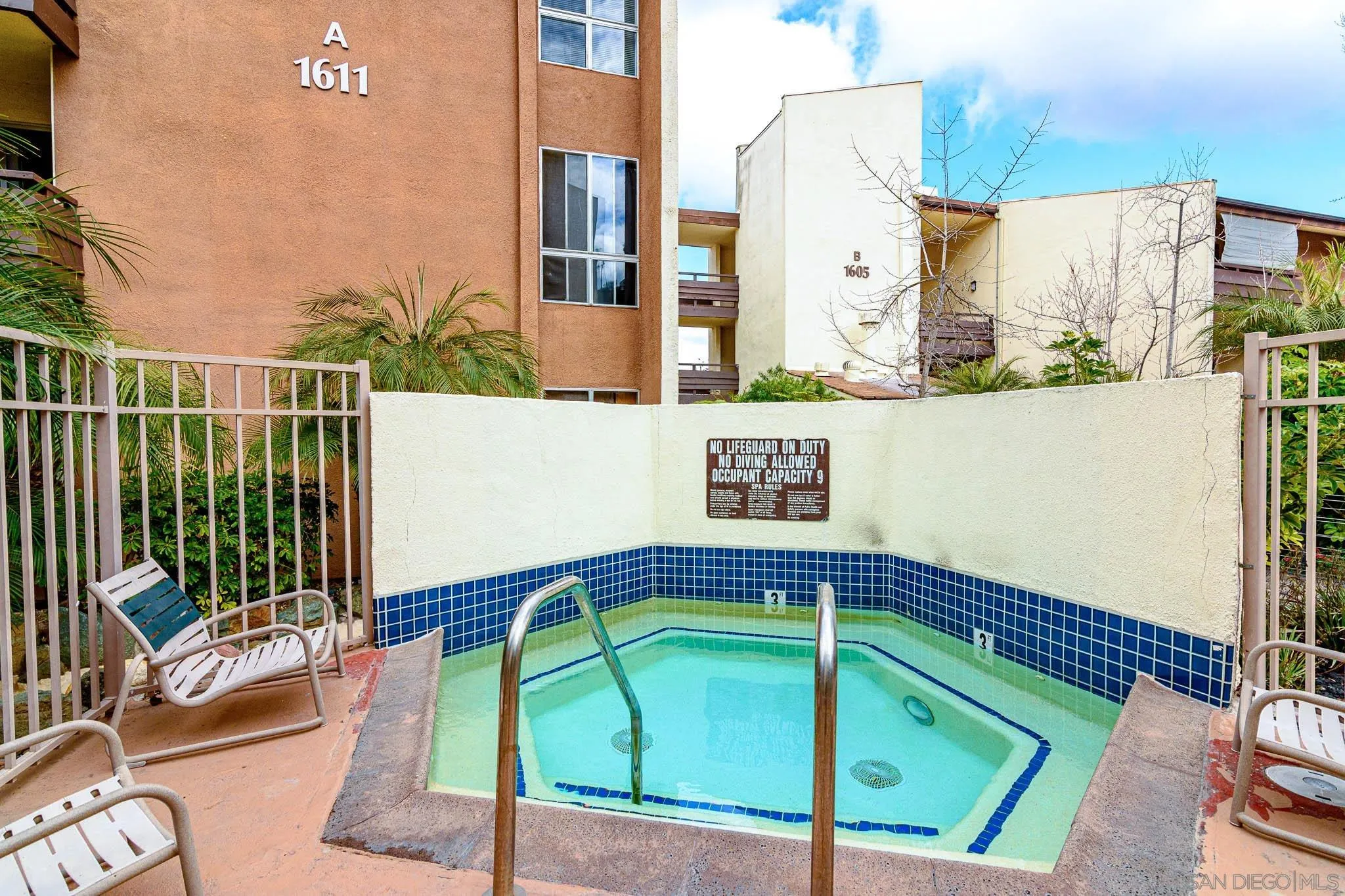 https://cdn.realtyfeed.com/cdn/127/260007264/baab496a1aa4aa4057b8928a0809a4a5.webp