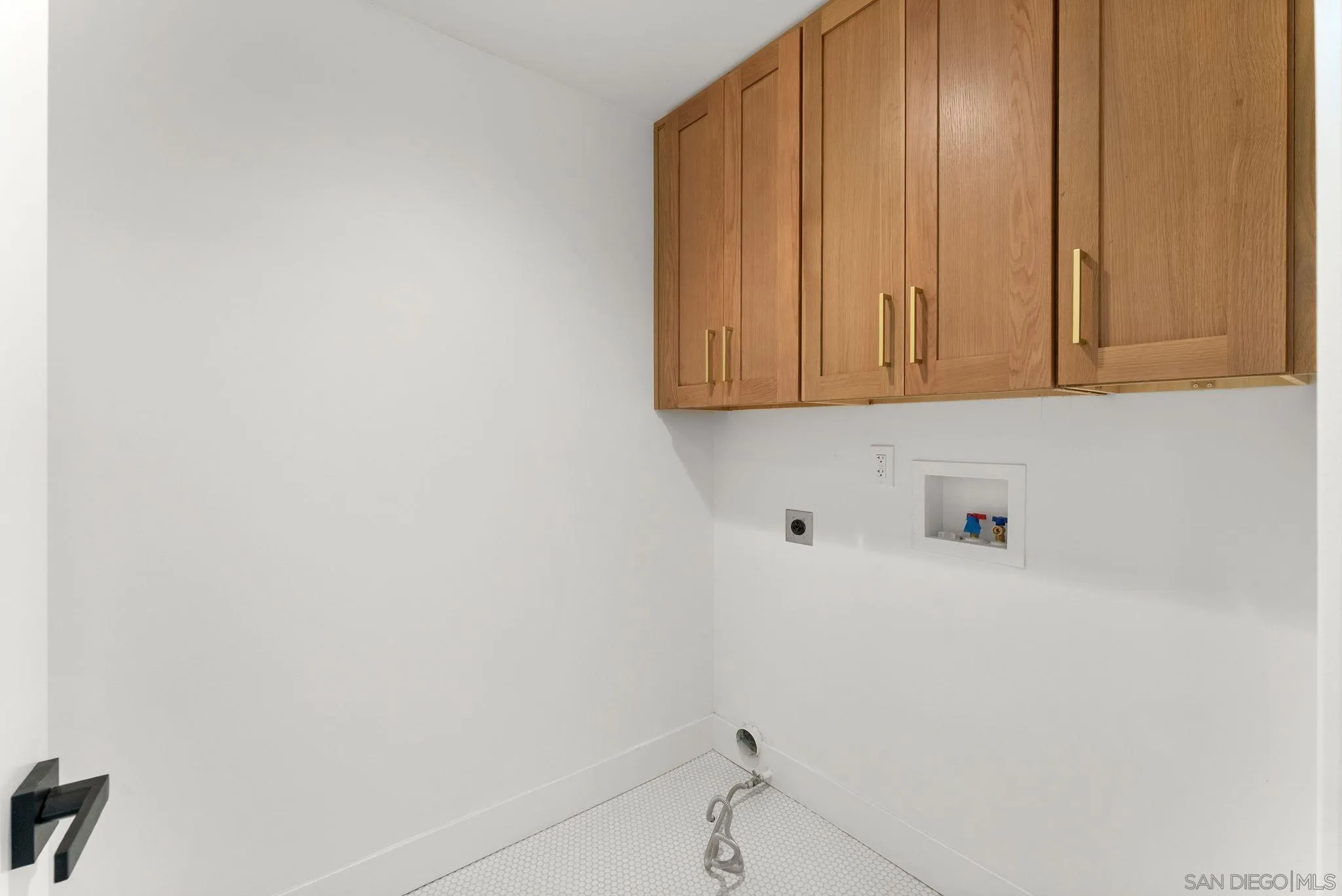 https://cdn.realtyfeed.com/cdn/127/260007269/af29de7357d18a0791d69b84da23c1f1.webp