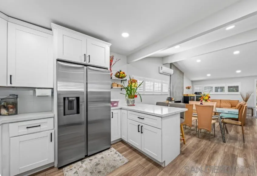 https://cdn.realtyfeed.com/cdn/127/260007274/289d77e5712f5de78699ca299ee9638b.webp