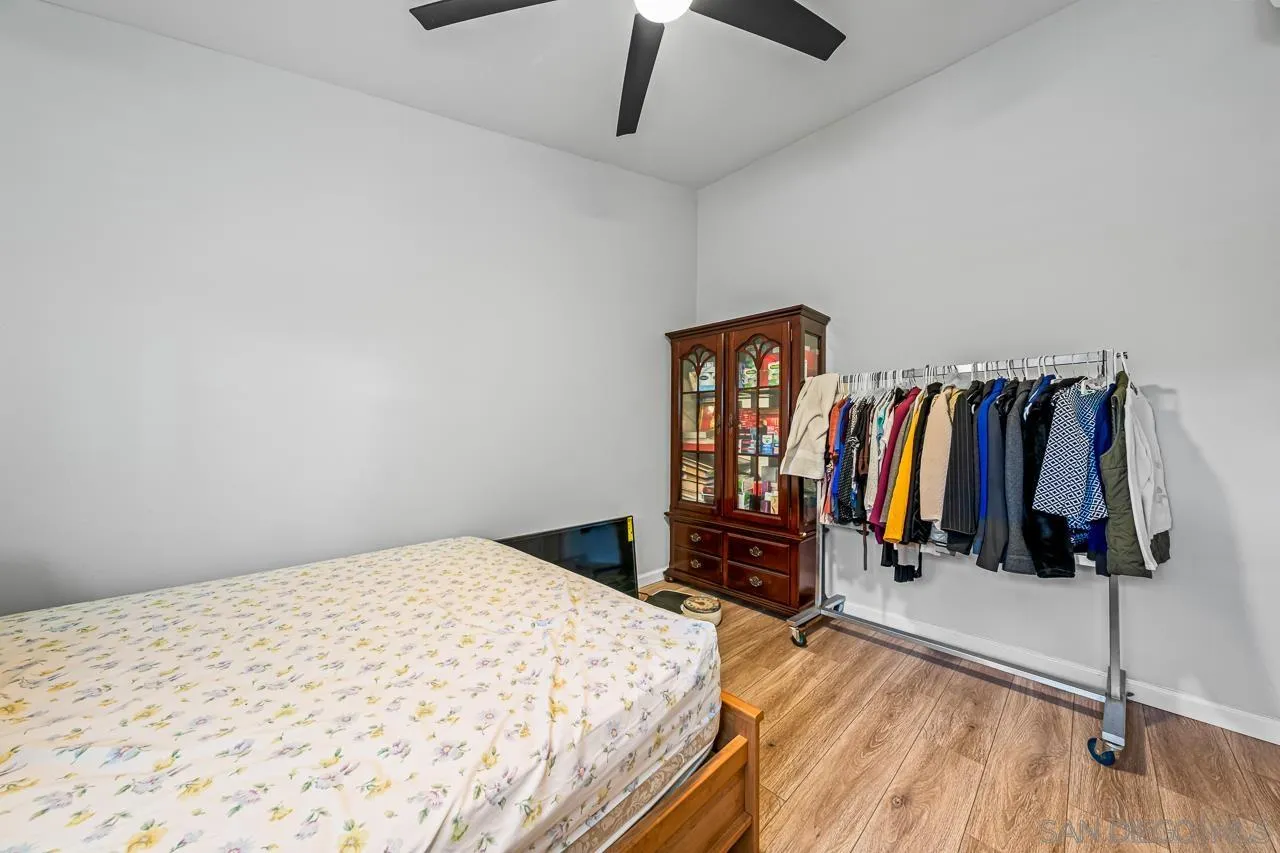 https://cdn.realtyfeed.com/cdn/127/260007274/a0e9e5234cb24d09adc748bad73943d1.webp
