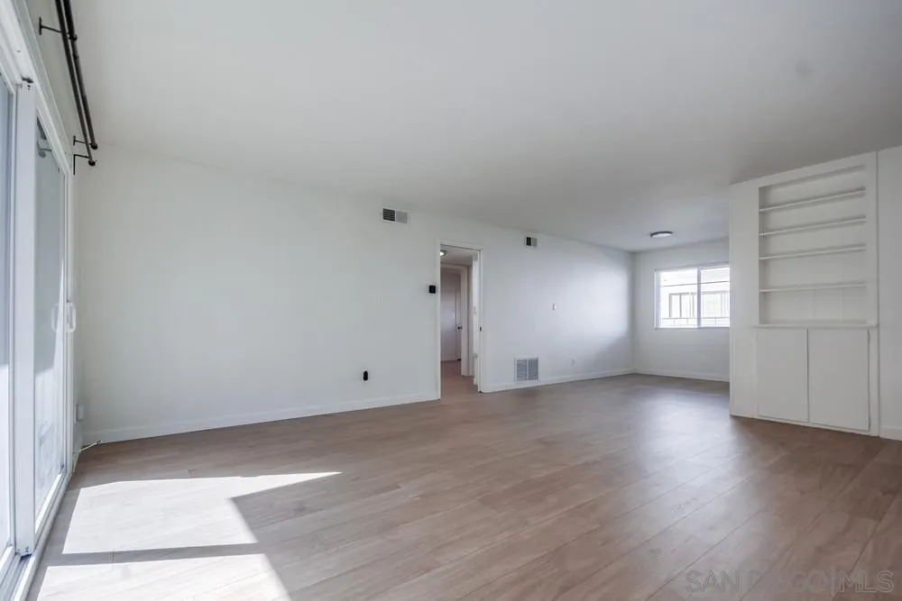 Photo #13: 260007281 Listing: Photo #13