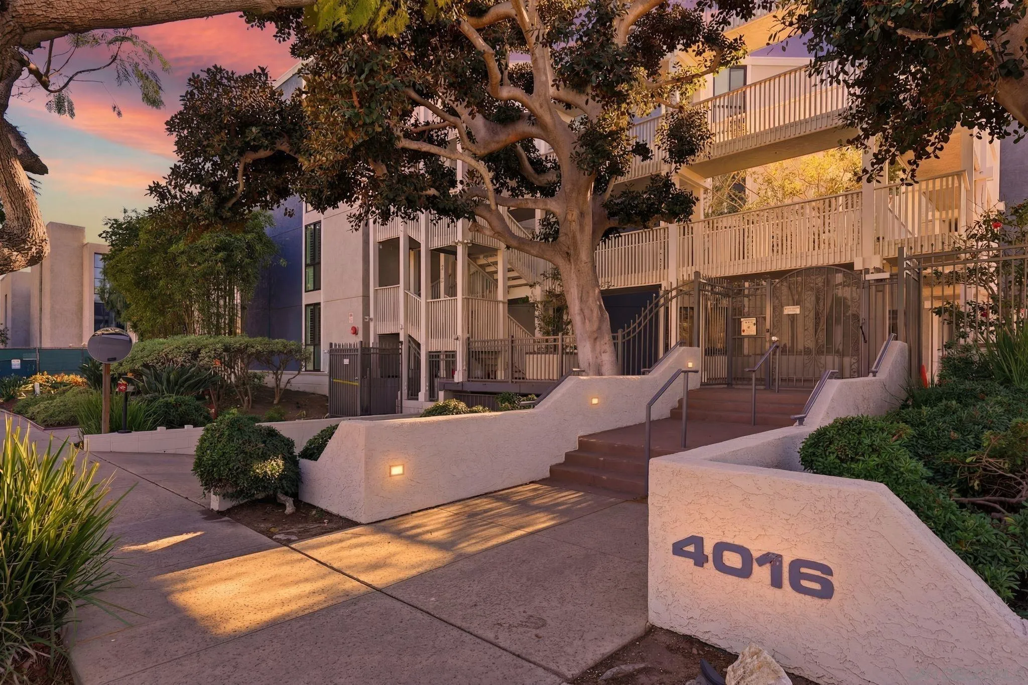 https://cdn.realtyfeed.com/cdn/127/260007286/314f854de65a7cc7f7dda60815ca69aa.webp