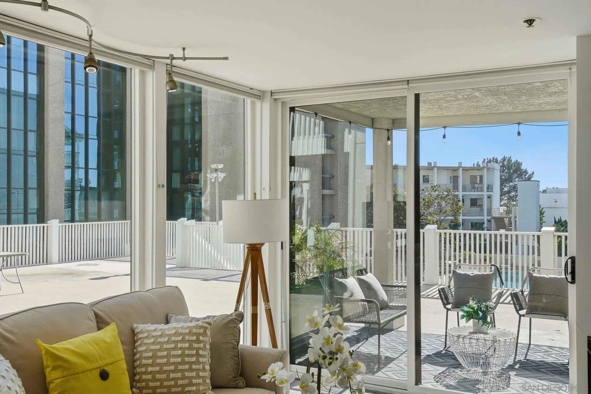https://cdn.realtyfeed.com/cdn/127/260007286/c28fe2daf22c2c48c5421b8dc23e32ea.webp