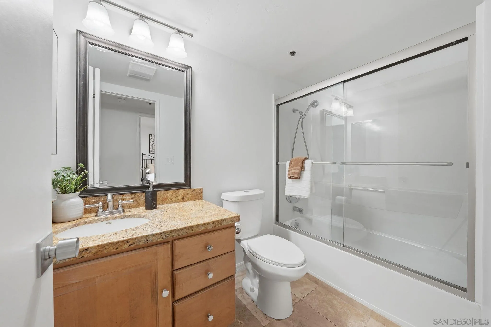 https://cdn.realtyfeed.com/cdn/127/260007286/ed7ab59b57709ed8fcd46ca0fe22d73d.webp
