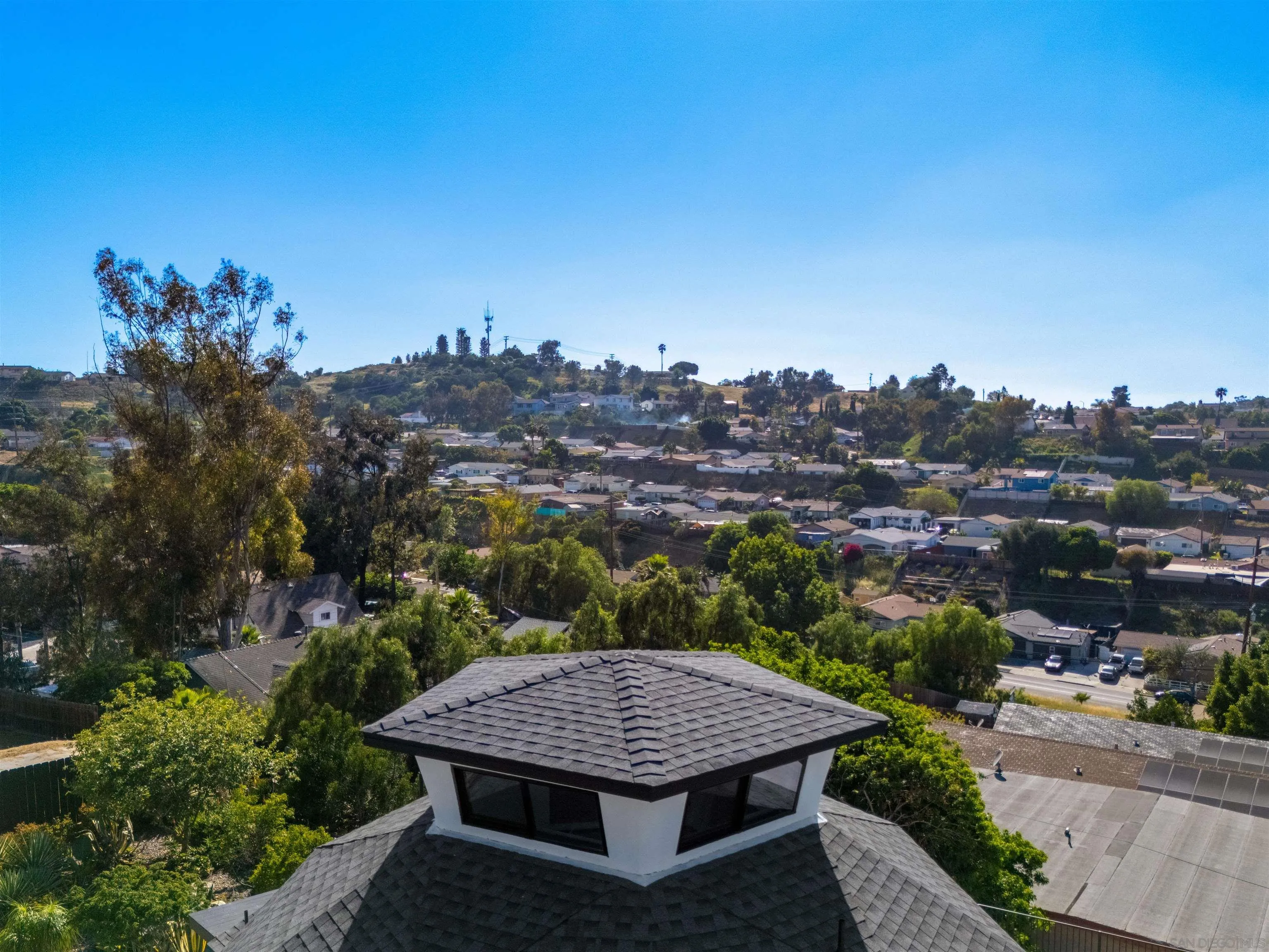 https://cdn.realtyfeed.com/cdn/127/260007289/feb9c96f2373318a8406efa16c56e72a.webp