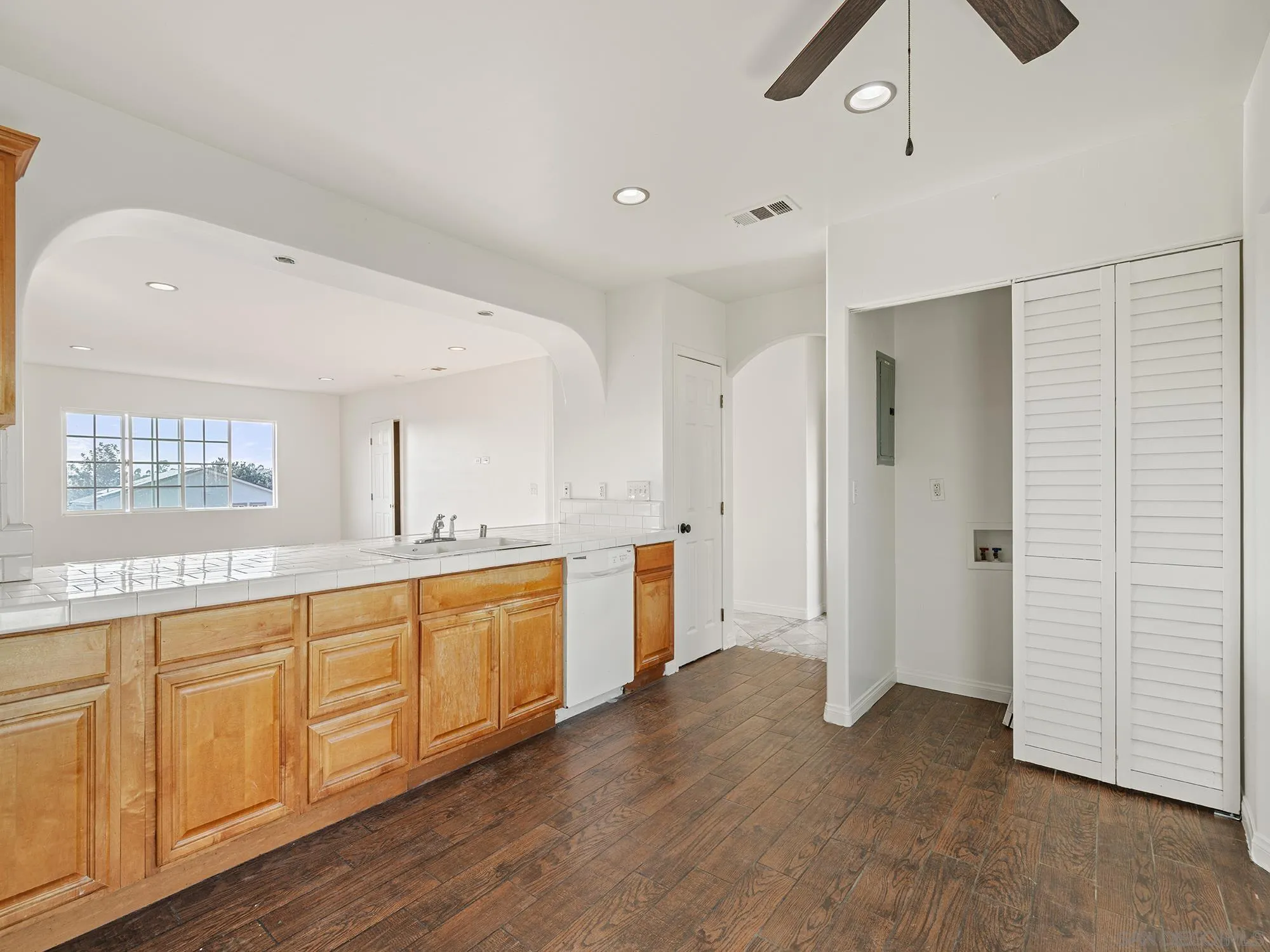 330 Willie James Jones Ave, San Deigo, CA 92102 - Photo 5 of 35, San Deigo, CA