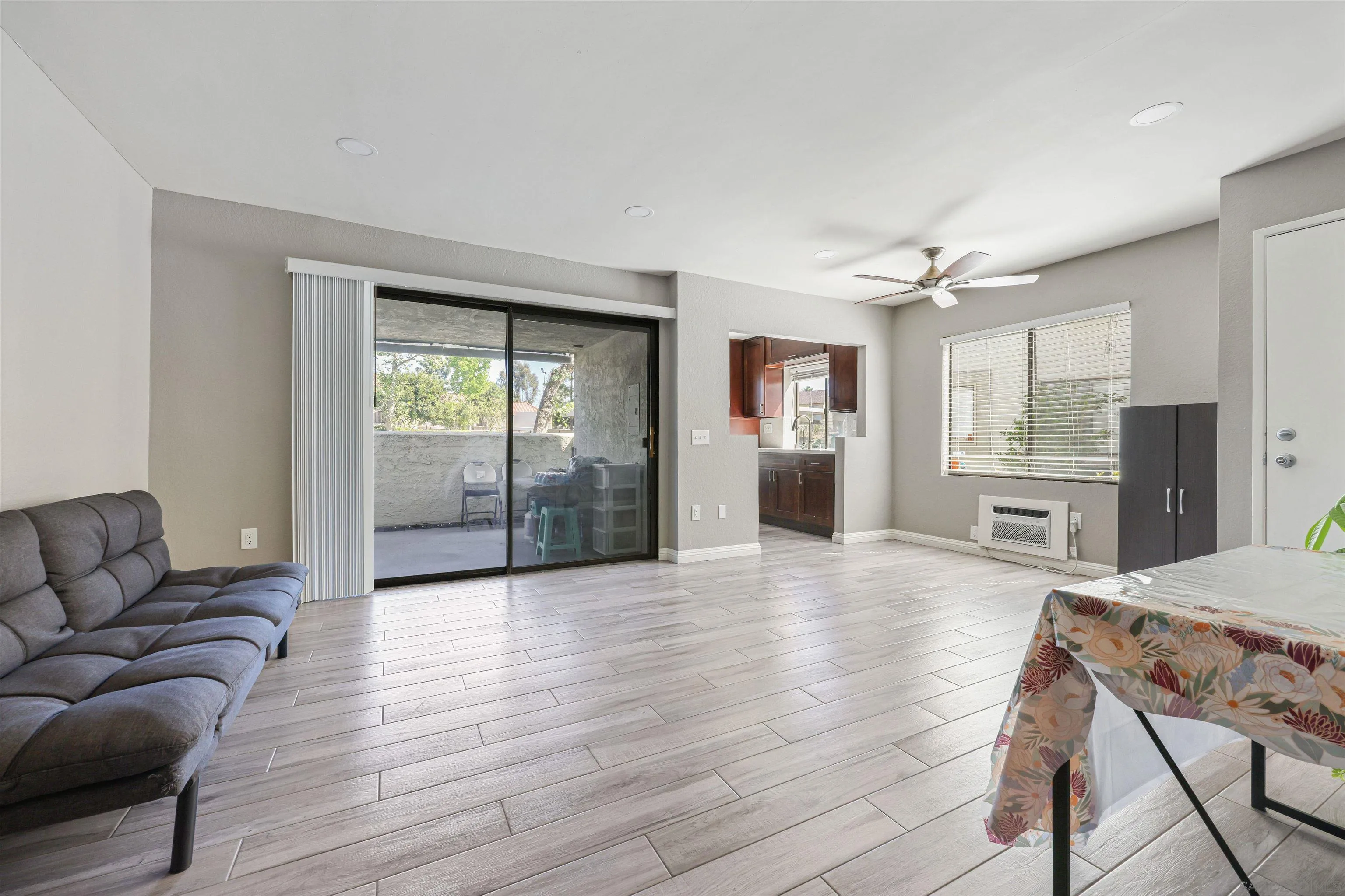 Photo #7: 260007292 Listing: Photo #7