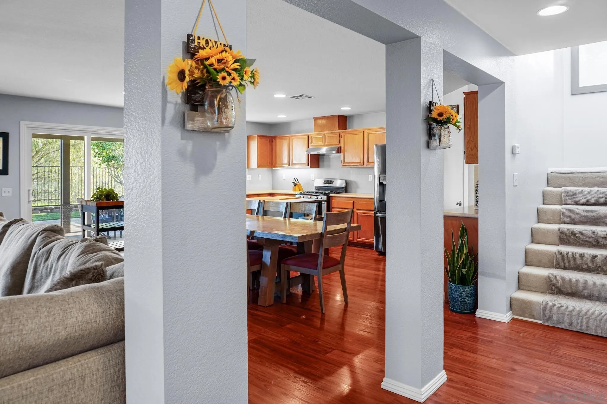 https://cdn.realtyfeed.com/cdn/127/260007293/7880ee9d587c547df1926a92c99ca644.webp