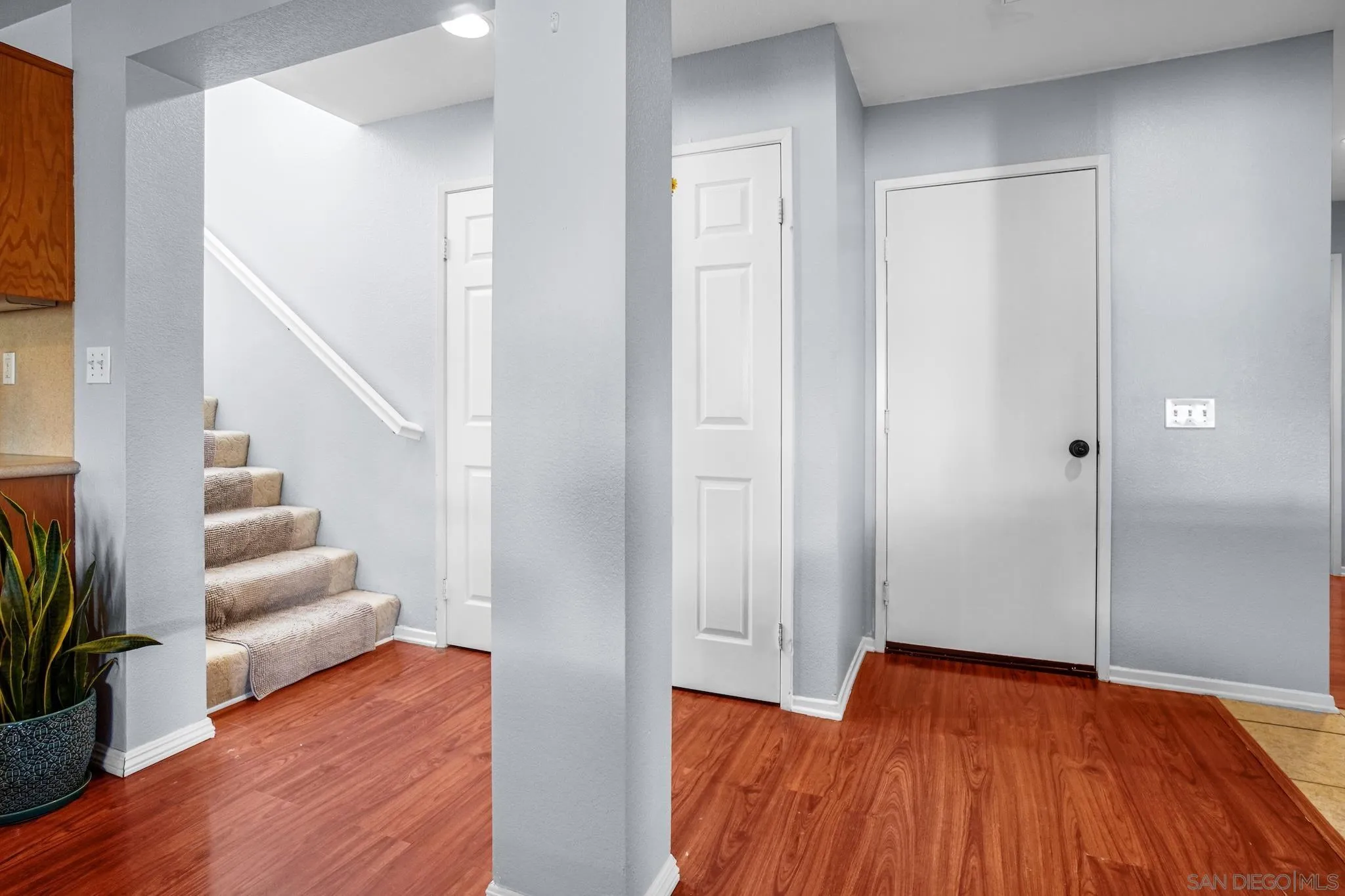 https://cdn.realtyfeed.com/cdn/127/260007293/d88e62e028ffd45c8610ceb816c00894.webp