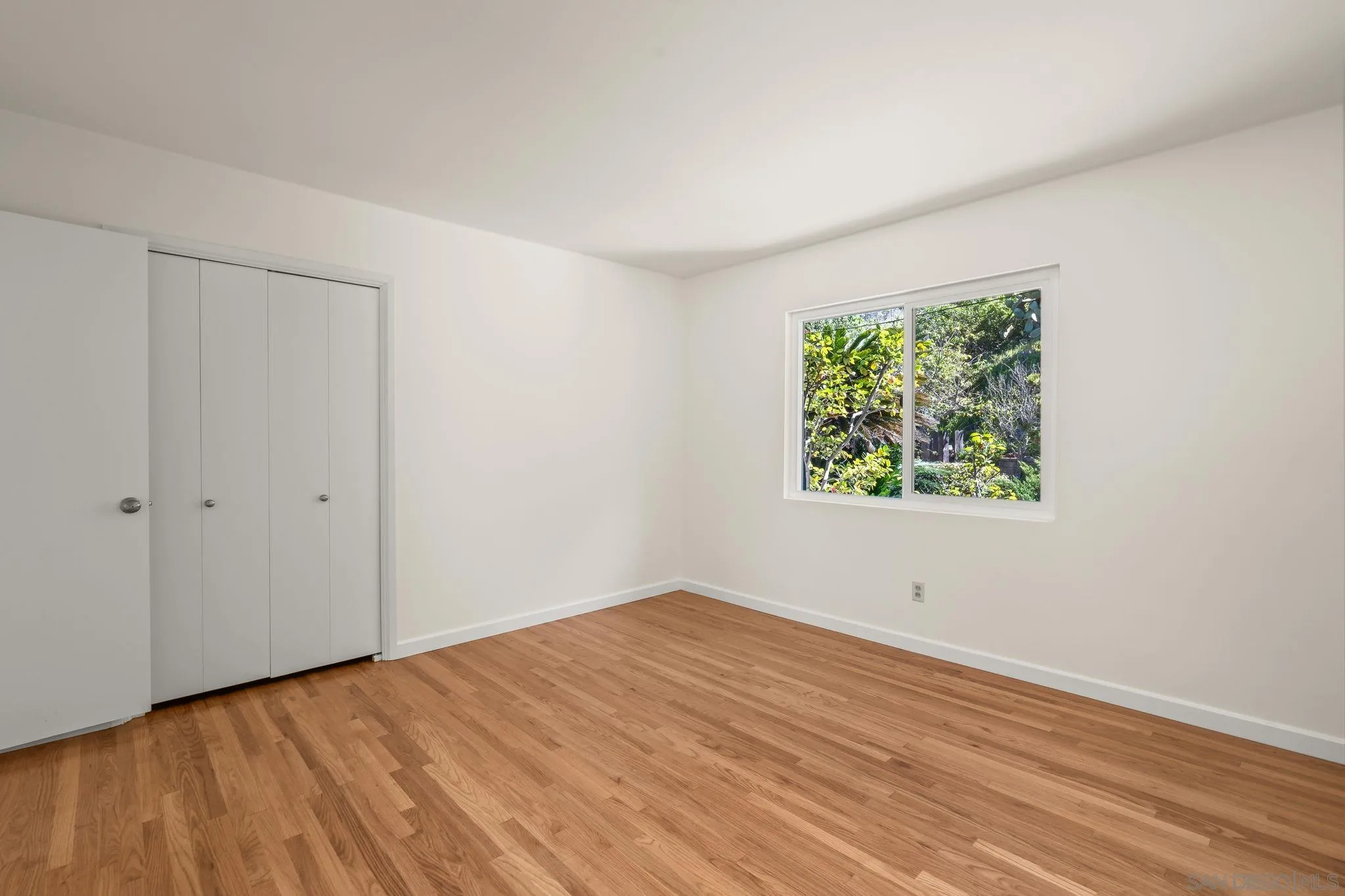 https://cdn.realtyfeed.com/cdn/127/260007296/1398377e1a8bf21407cefe1f903487e6.webp