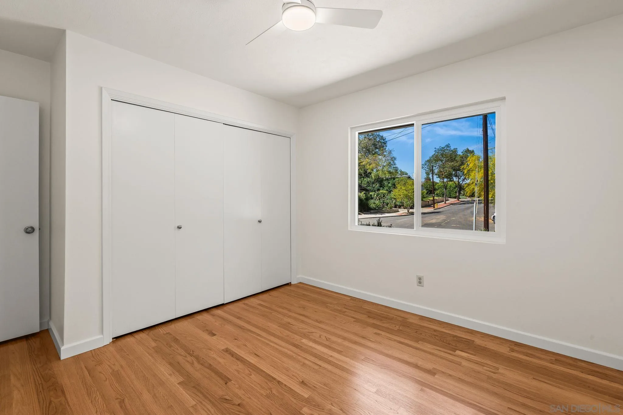 https://cdn.realtyfeed.com/cdn/127/260007296/49a8625322523a6a43e73ca484c67972.webp