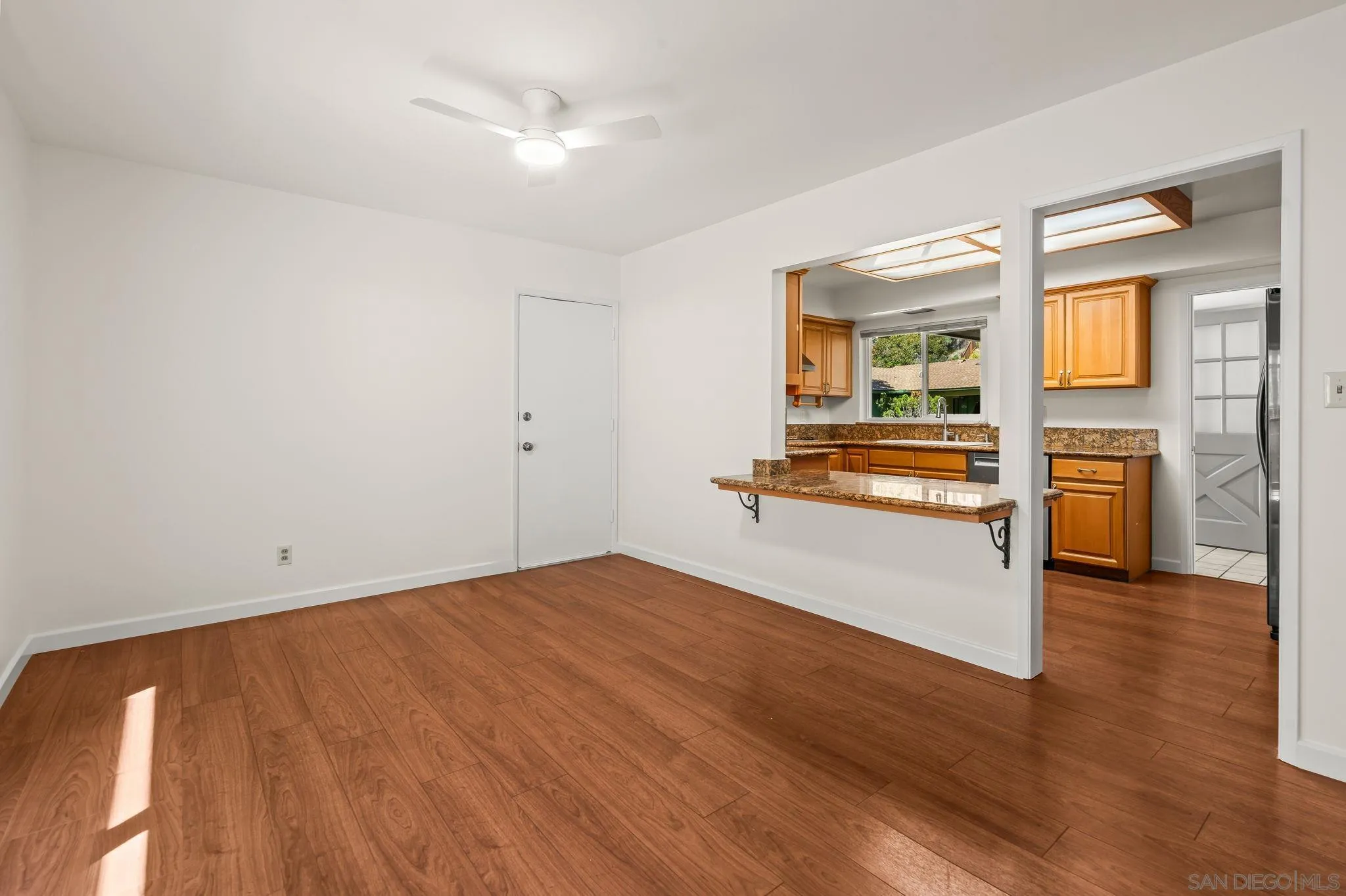 https://cdn.realtyfeed.com/cdn/127/260007296/9d626a4e900f12efddf57ae559131ed1.webp