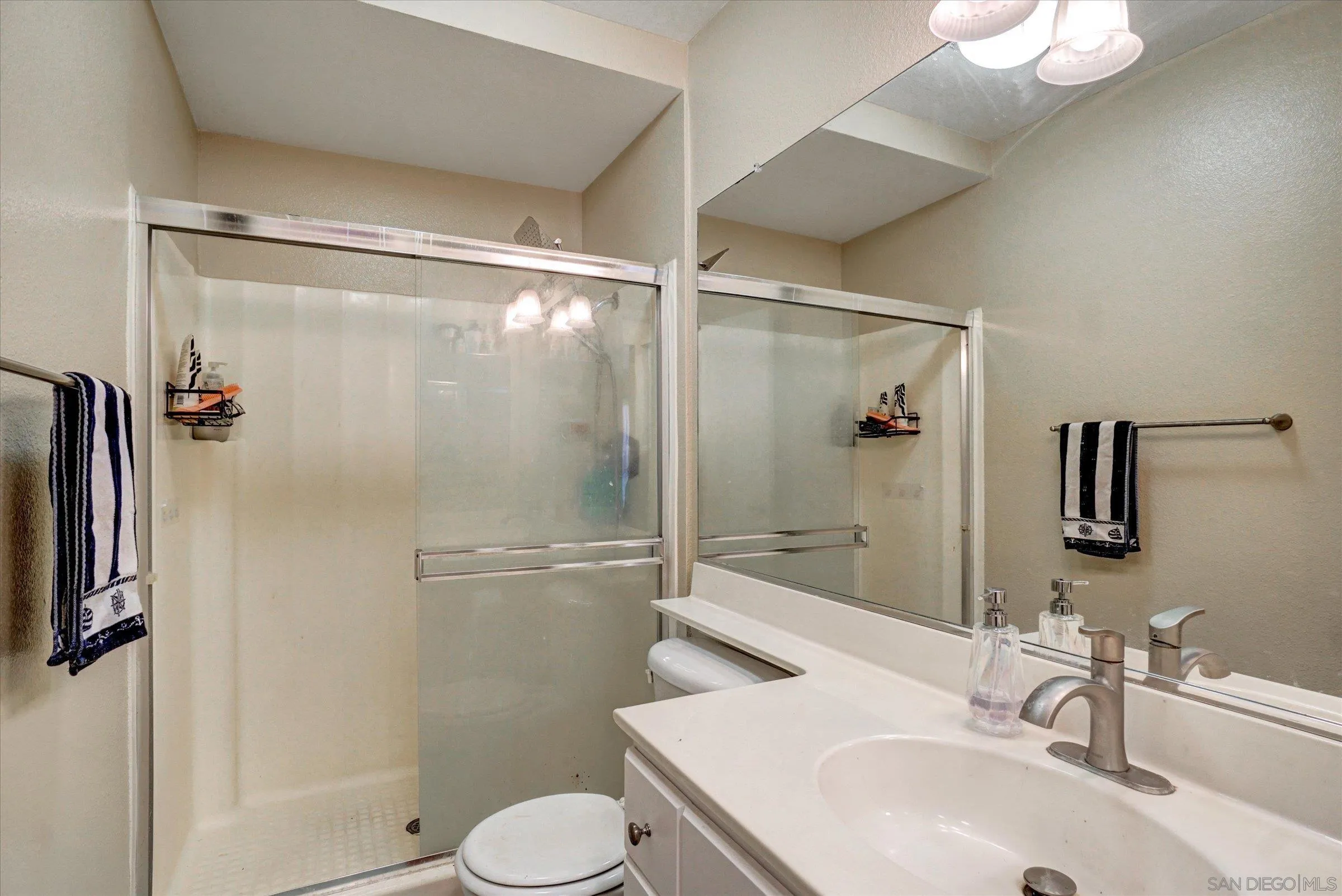 Photo #13: 260007297 Listing: Photo #13