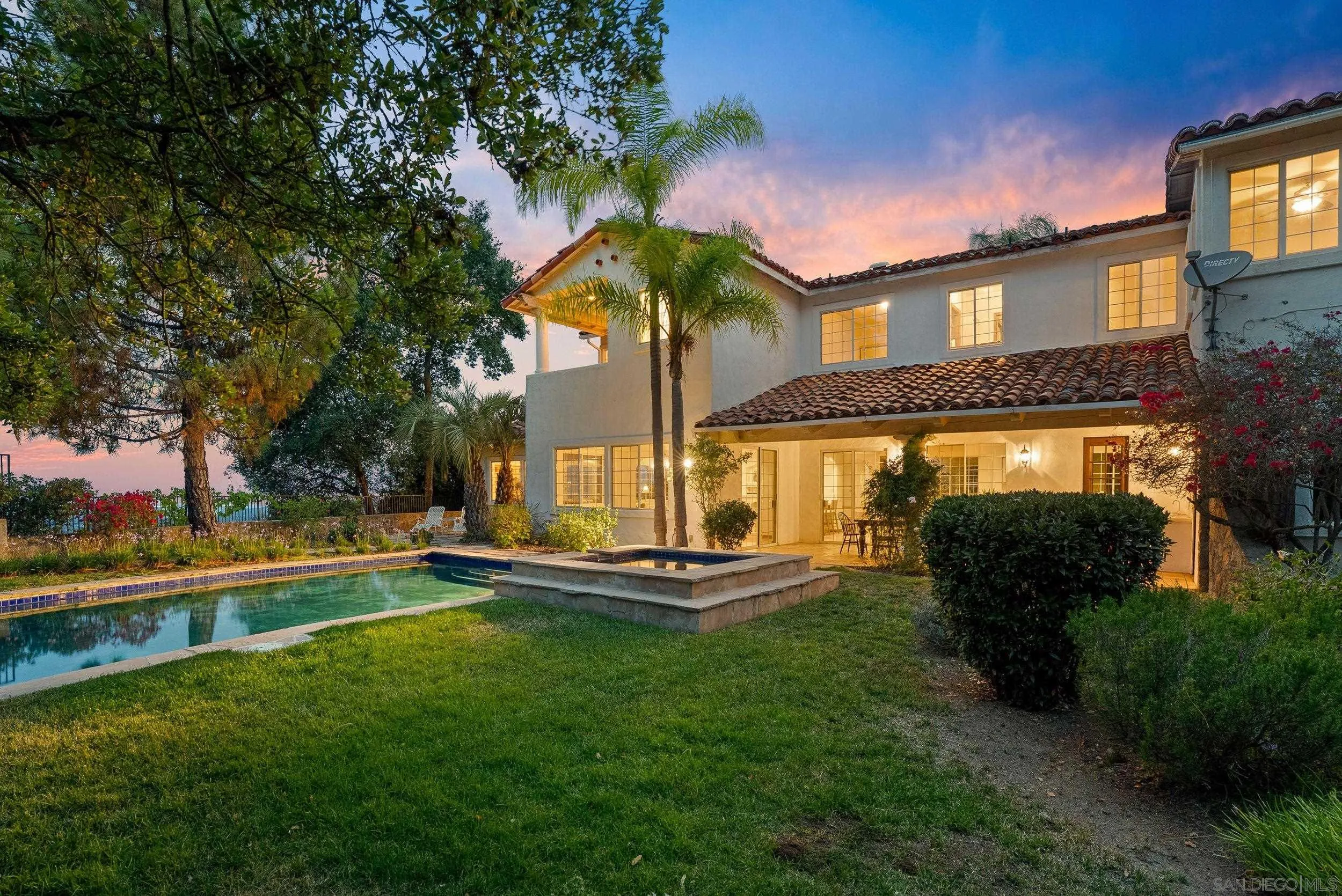 https://cdn.realtyfeed.com/cdn/127/260007299/0a058eed9c7c8f38086bb47d4355594b.webp