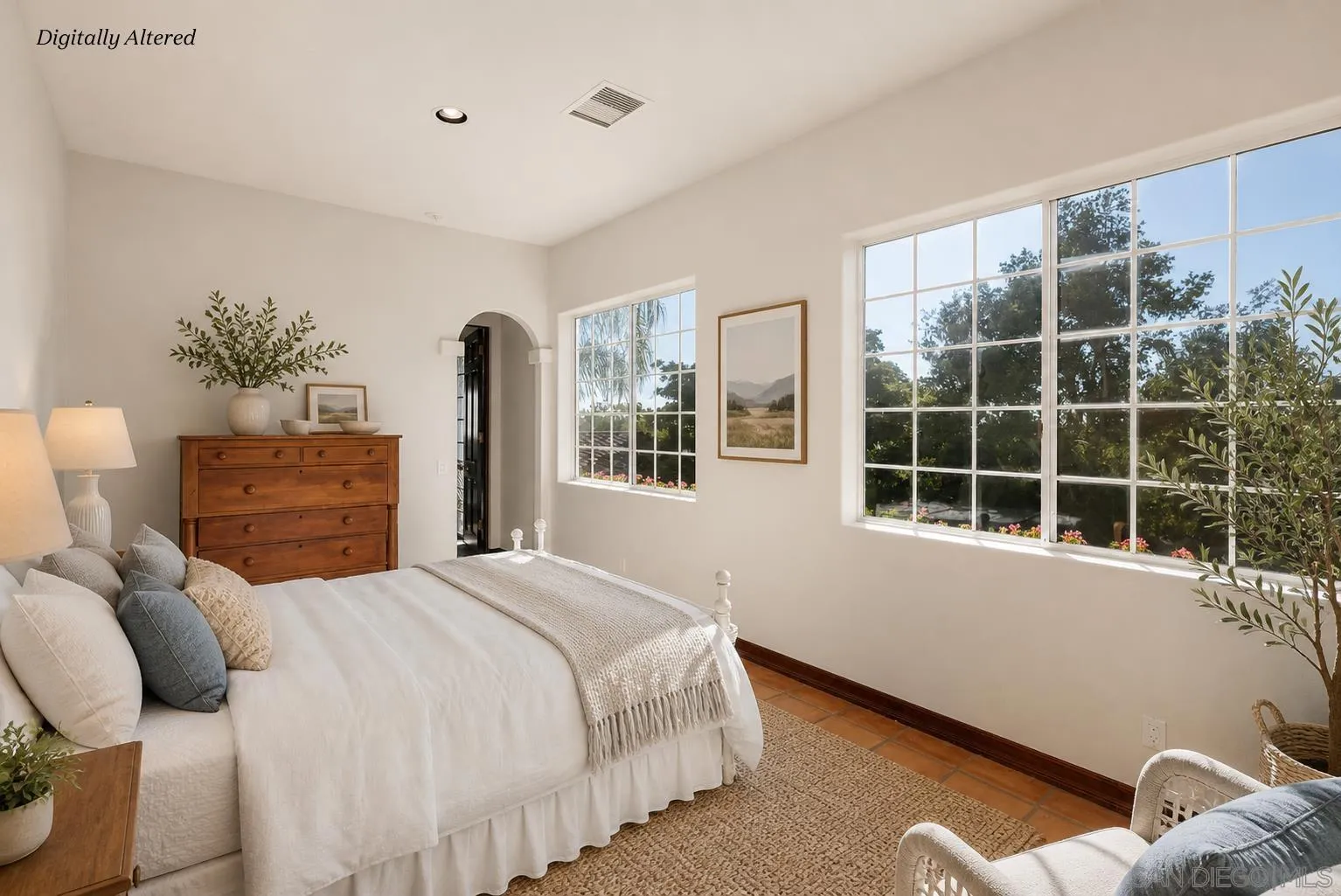https://cdn.realtyfeed.com/cdn/127/260007299/1a03036dc0bbe645dad1531b582ed302.webp