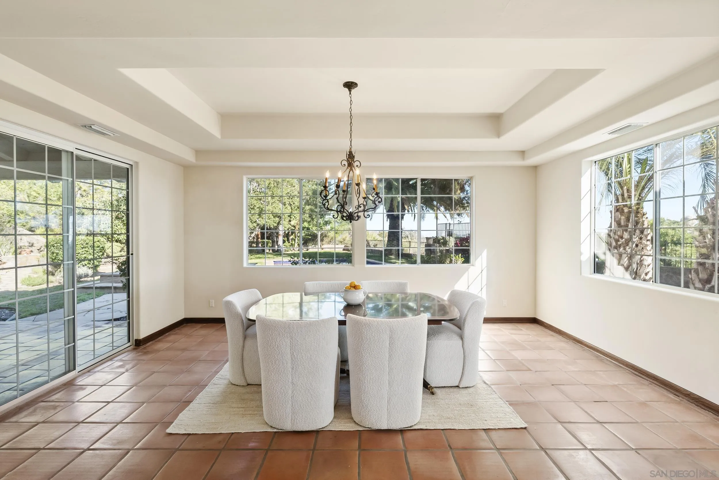 https://cdn.realtyfeed.com/cdn/127/260007299/1f37649501cdebcab1a4be1db340f97d.webp