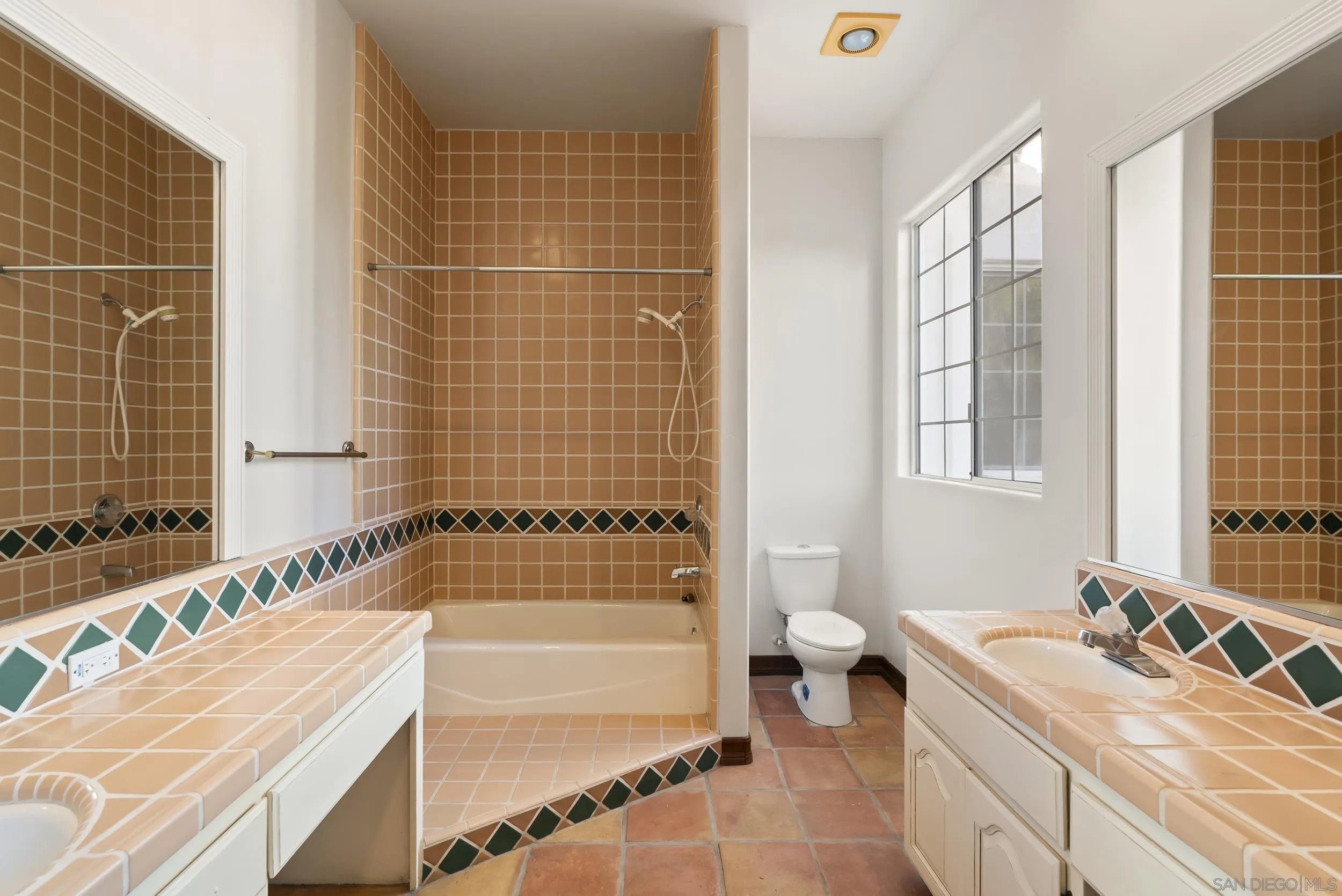 https://cdn.realtyfeed.com/cdn/127/260007299/a82af0dc6e61fe6635e82e09fdb1f3dc.webp