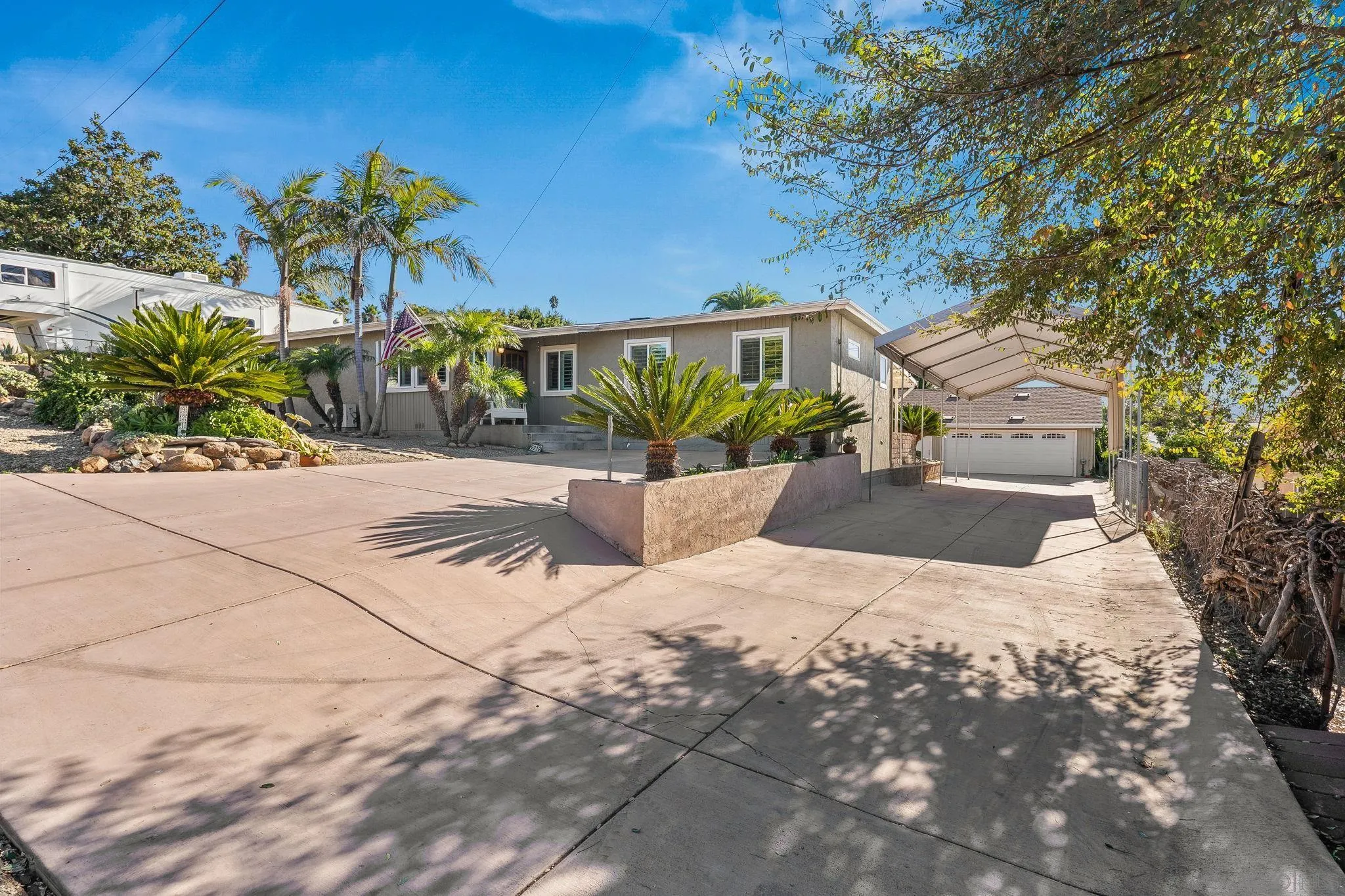 https://cdn.realtyfeed.com/cdn/127/2600073/590916282e9c545f983890885d0ced57.webp