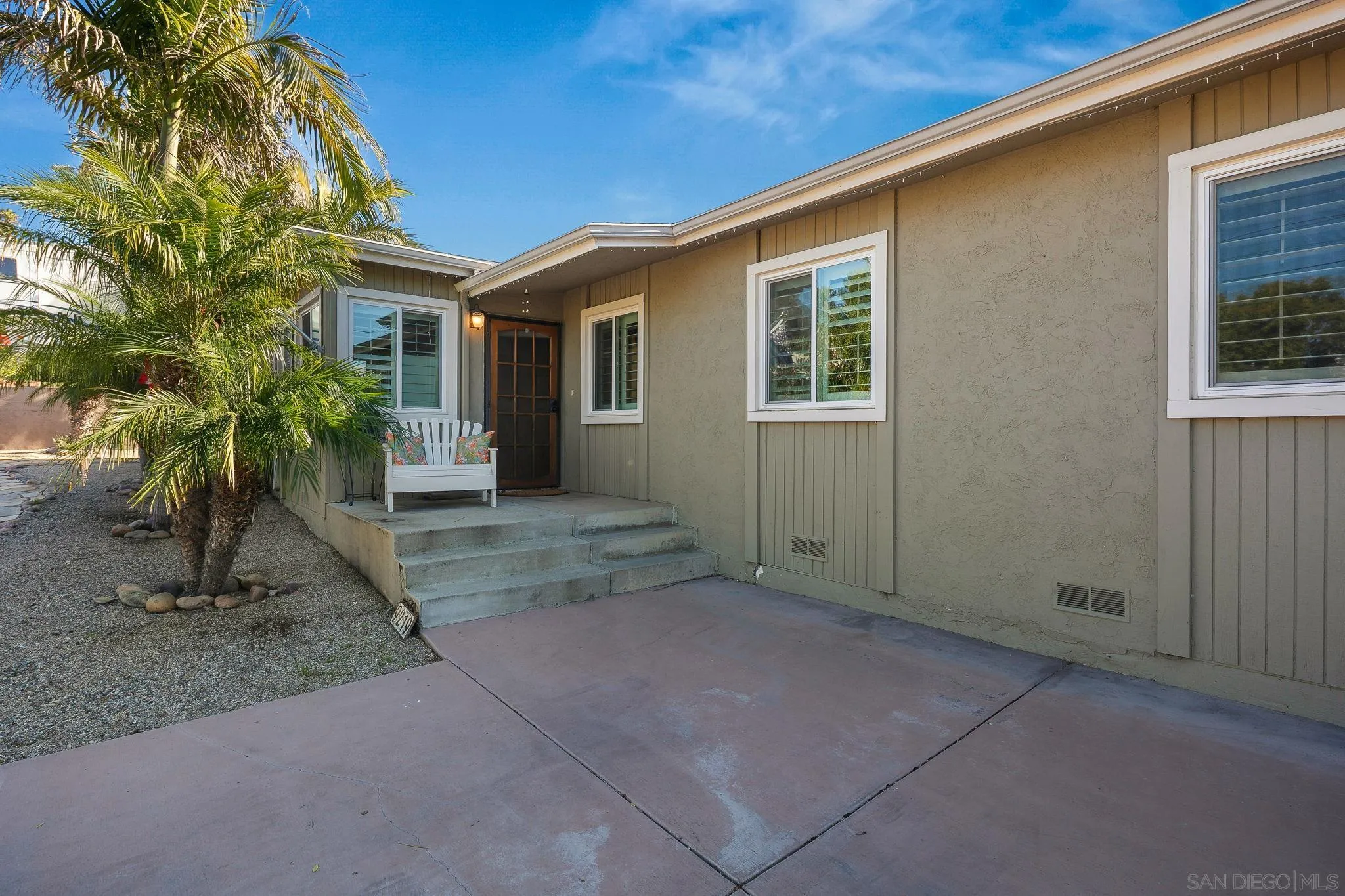 https://cdn.realtyfeed.com/cdn/127/2600073/ec51b5c4408f6c9f69f5a514d734c176.webp